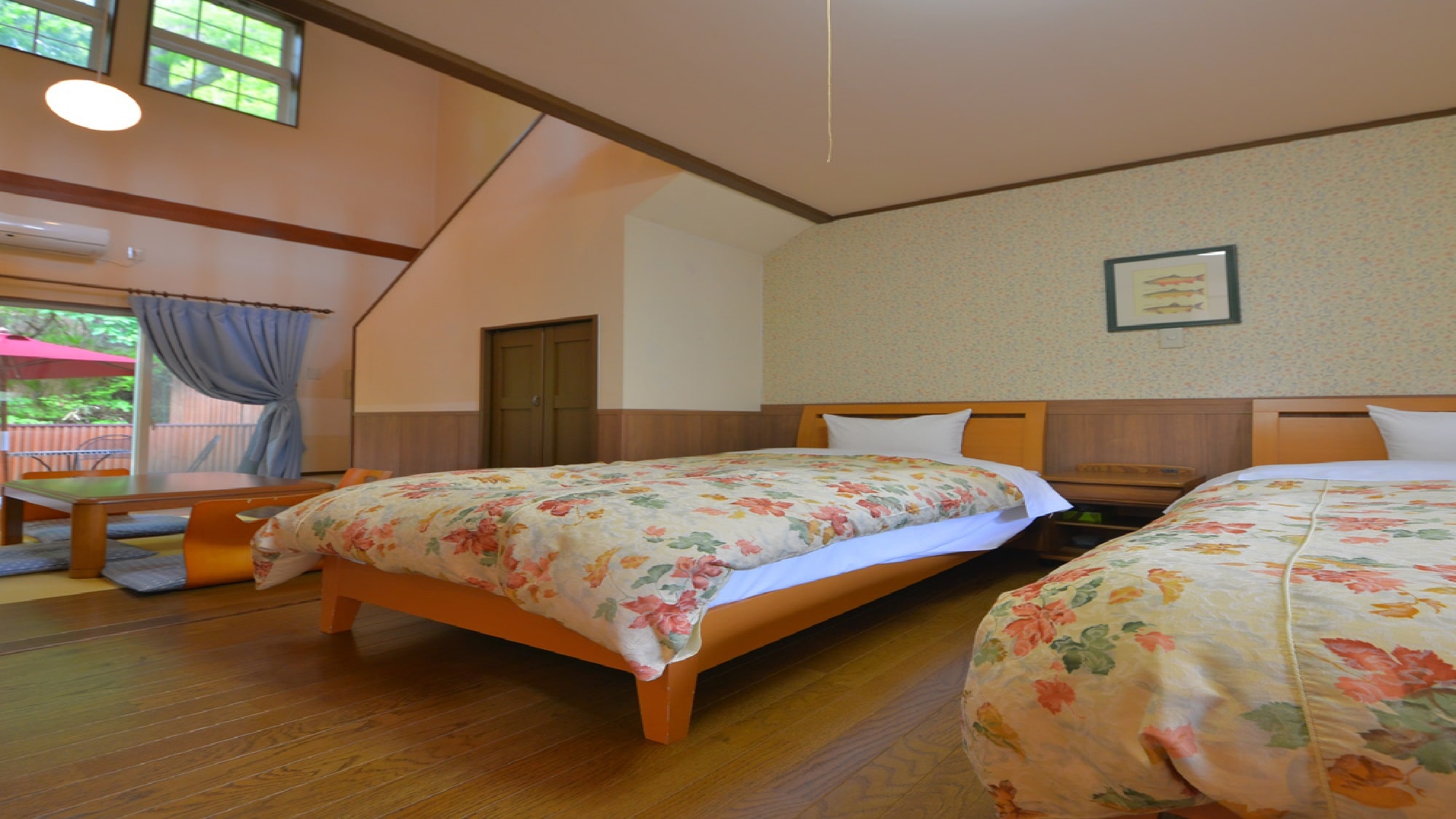 An example of a maisonette room with an open-air garden bath