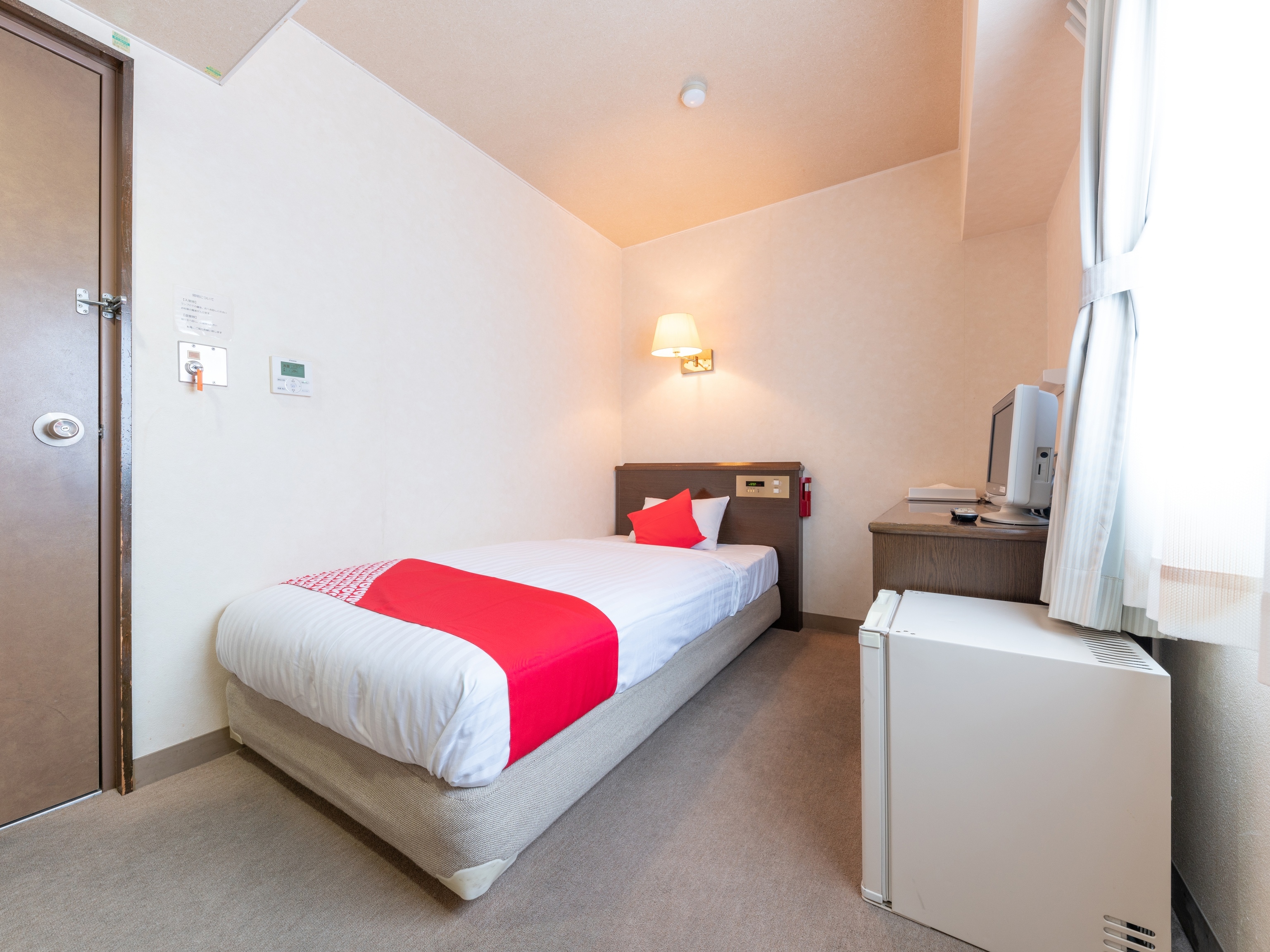 Single Room 2