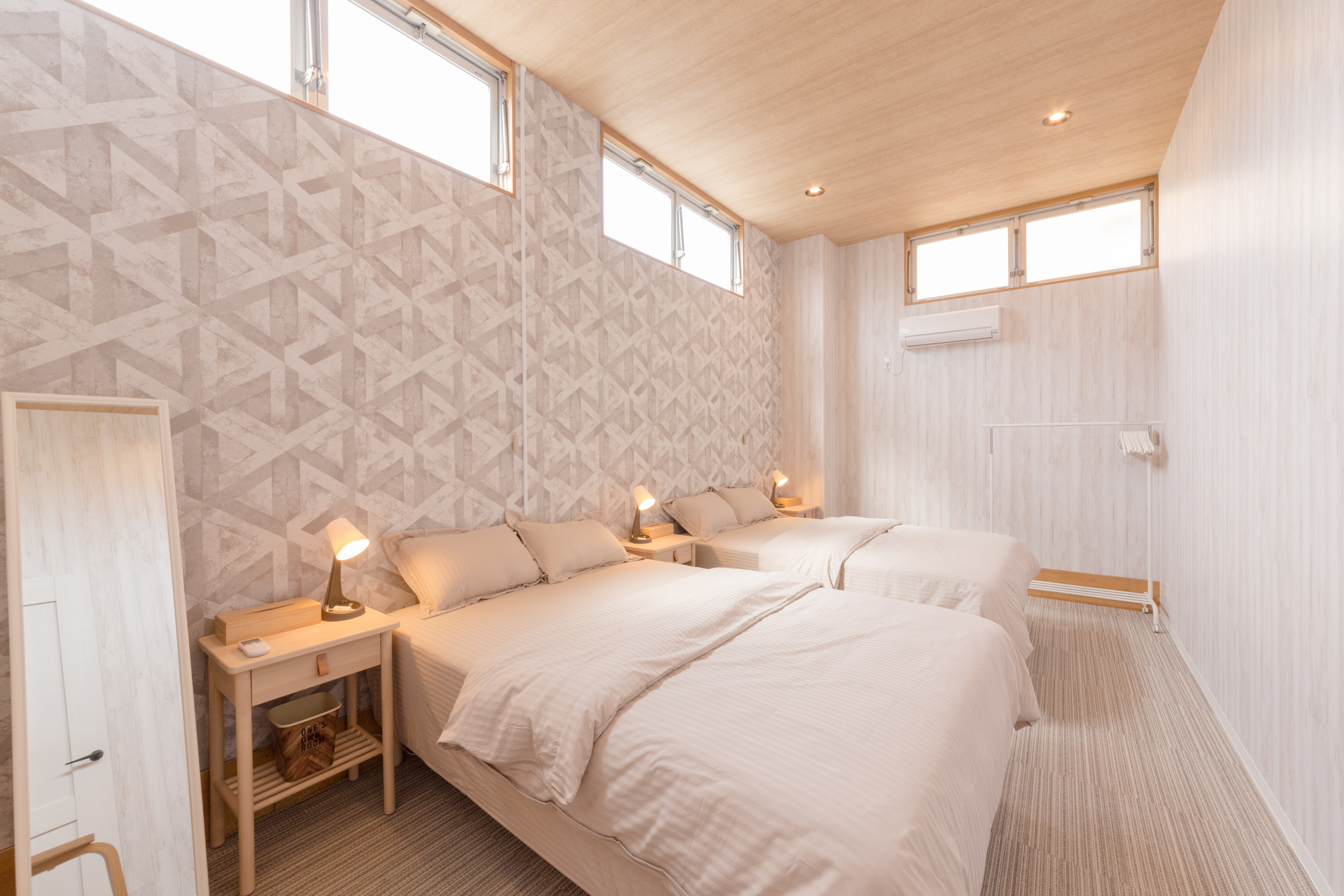 MIY1 Room-1