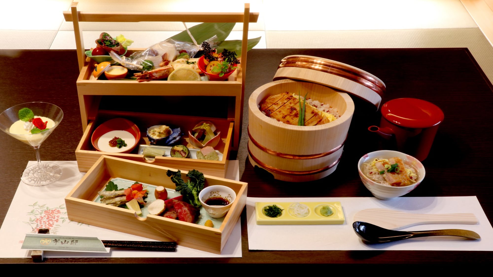 Bữa tối được giao đến tận phòng của bạn (hình ảnh bữa ăn)