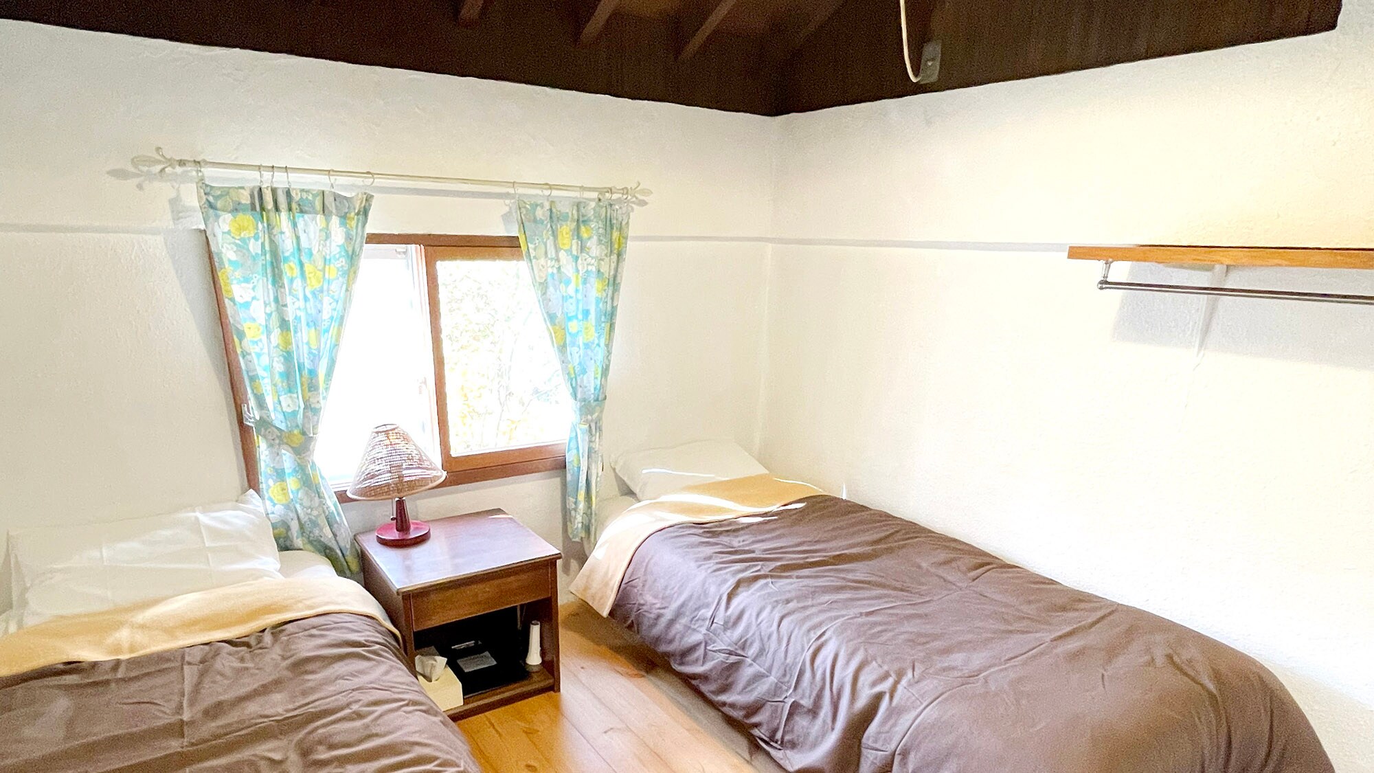 ・[Example of a guest room] Mountain hut style twin room