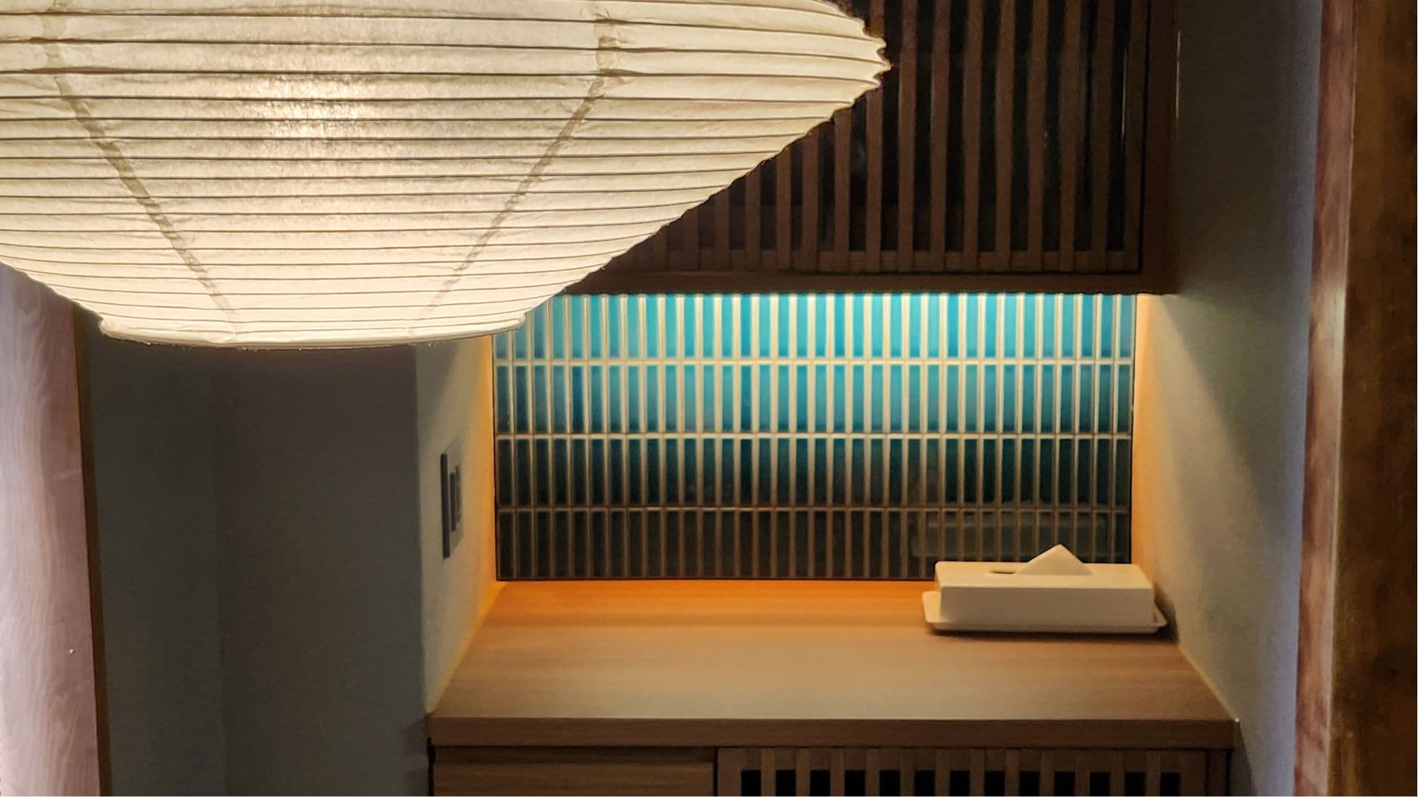 ◆Kamar bergaya Jepang standar | Suasana bergaya Jepang dengan pencahayaan tidak langsung yang lembut