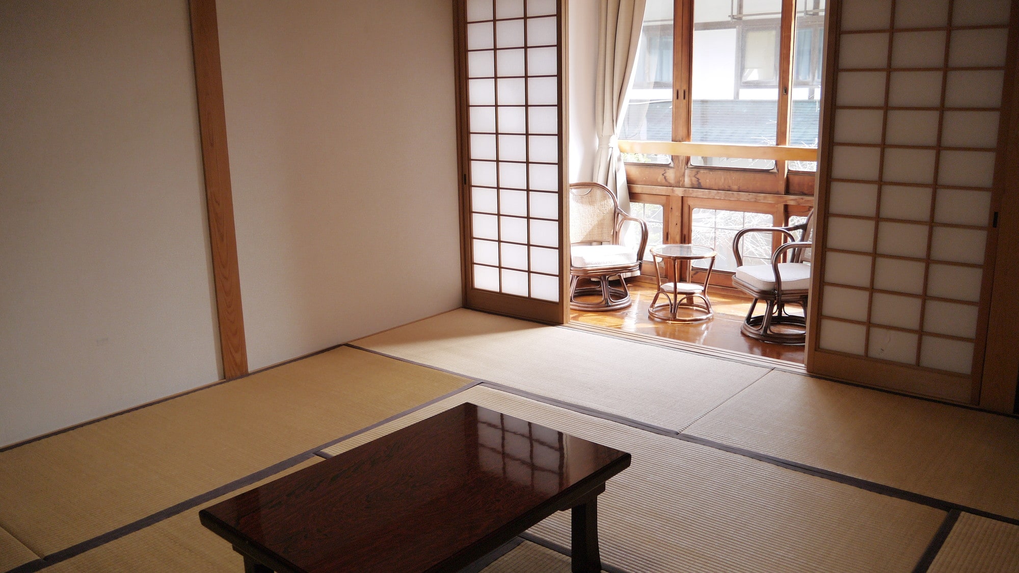 [日式房間 8 至 10 榻榻米（帶馬桶和洗臉盆）] 客房示例