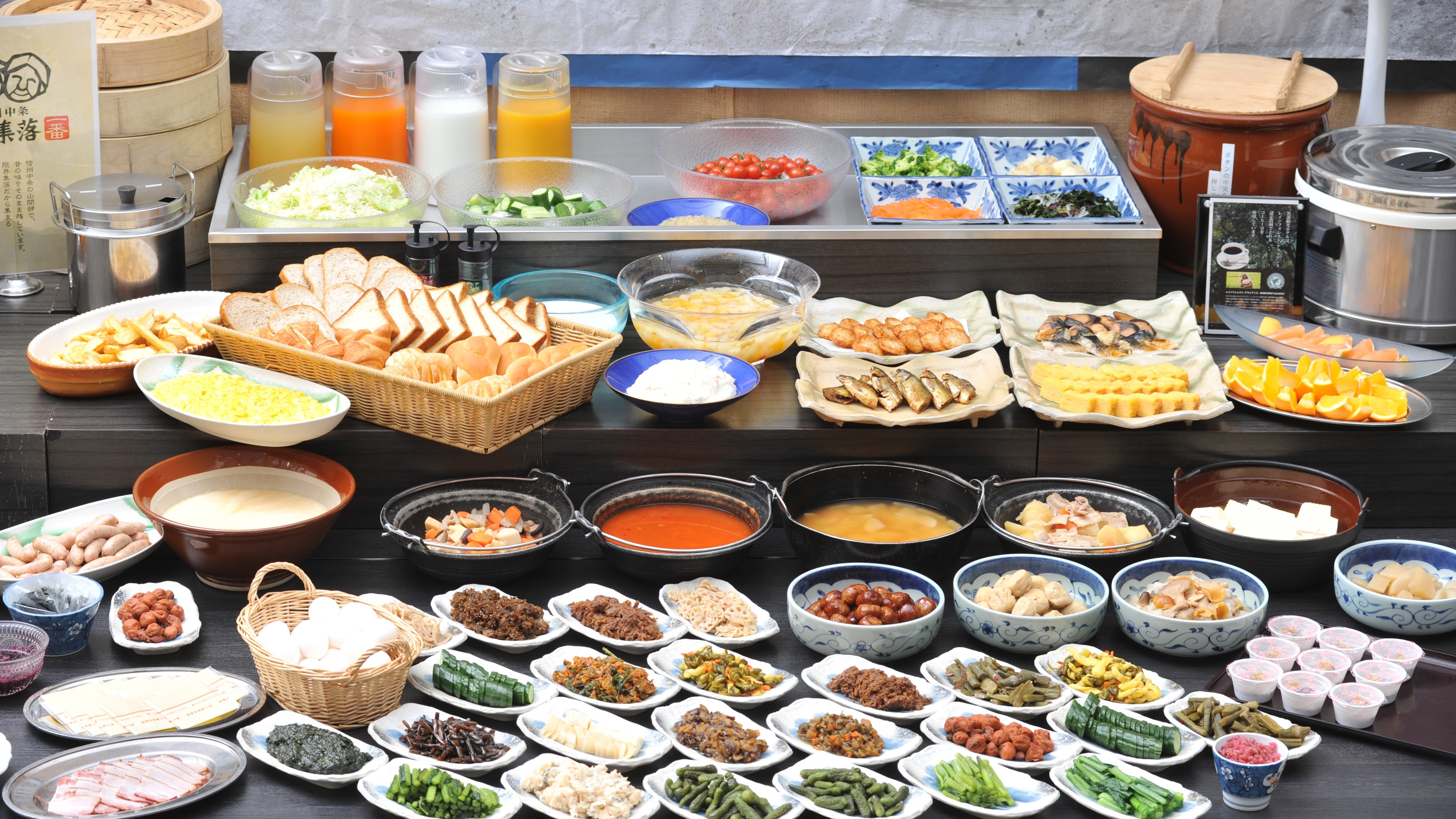 [Breakfast buffet] Food image