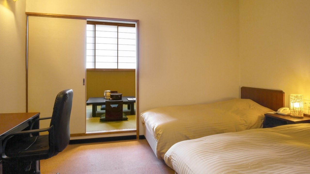 Example of a Japanese-Western style room