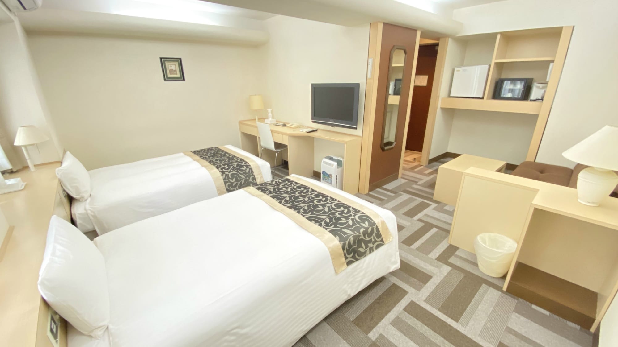 Deluxe Twin Room