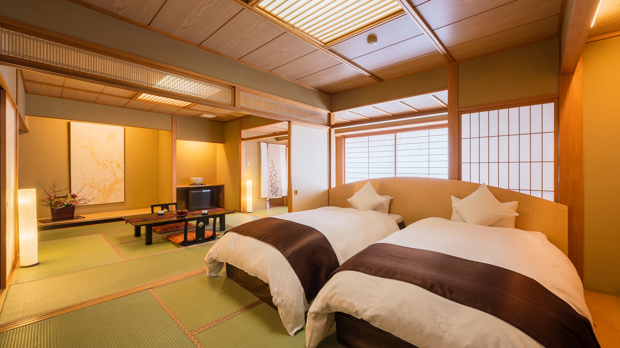 ■ 豪华日式房间A ■ 两间宽敞的房间（14 张榻榻米）。