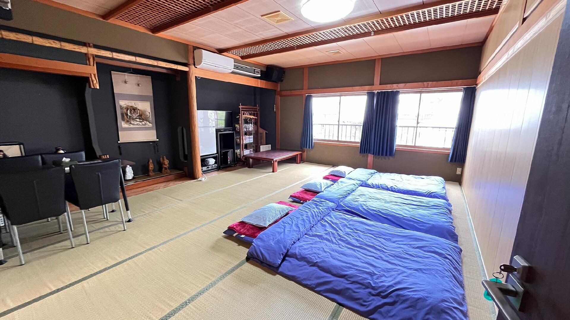 15 tatami mats (Room B)