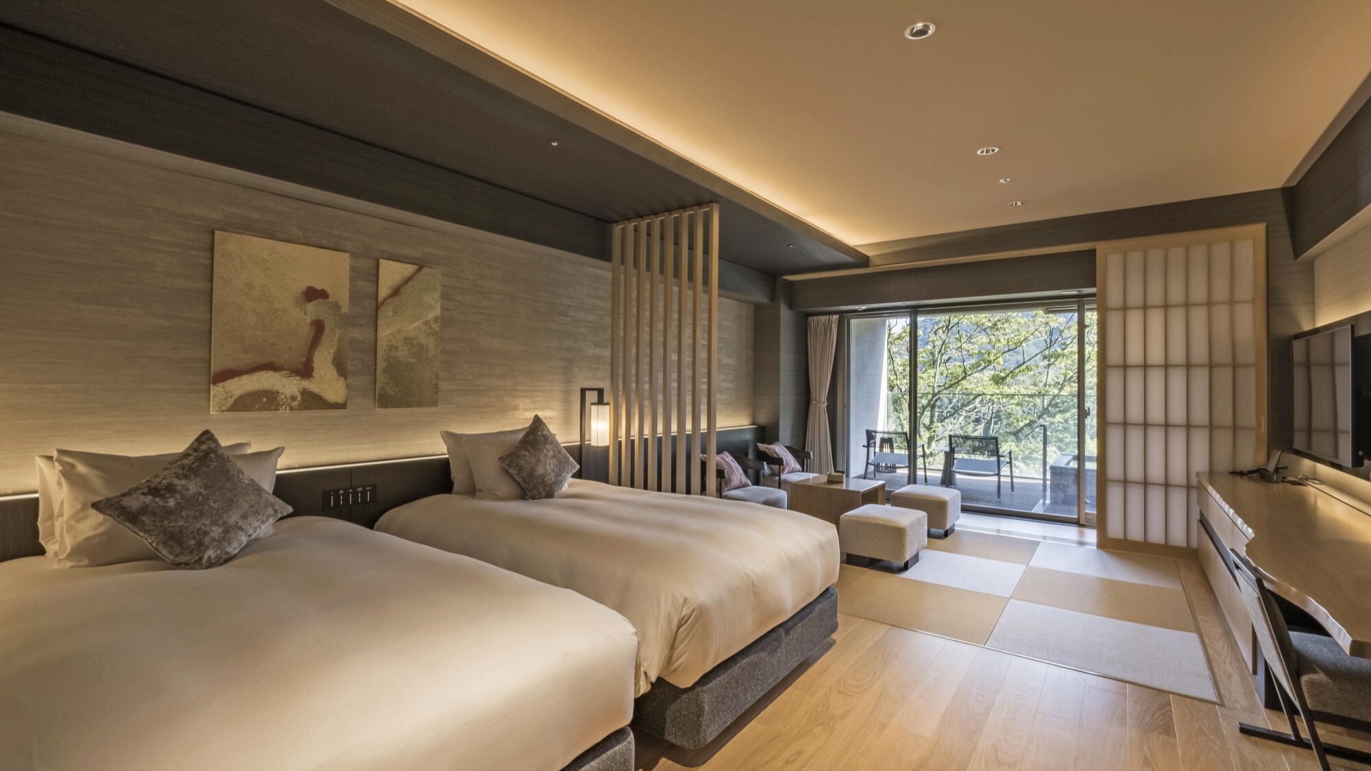 West Wing Deluxe Room with Open-Air Bath (Japanese Style)