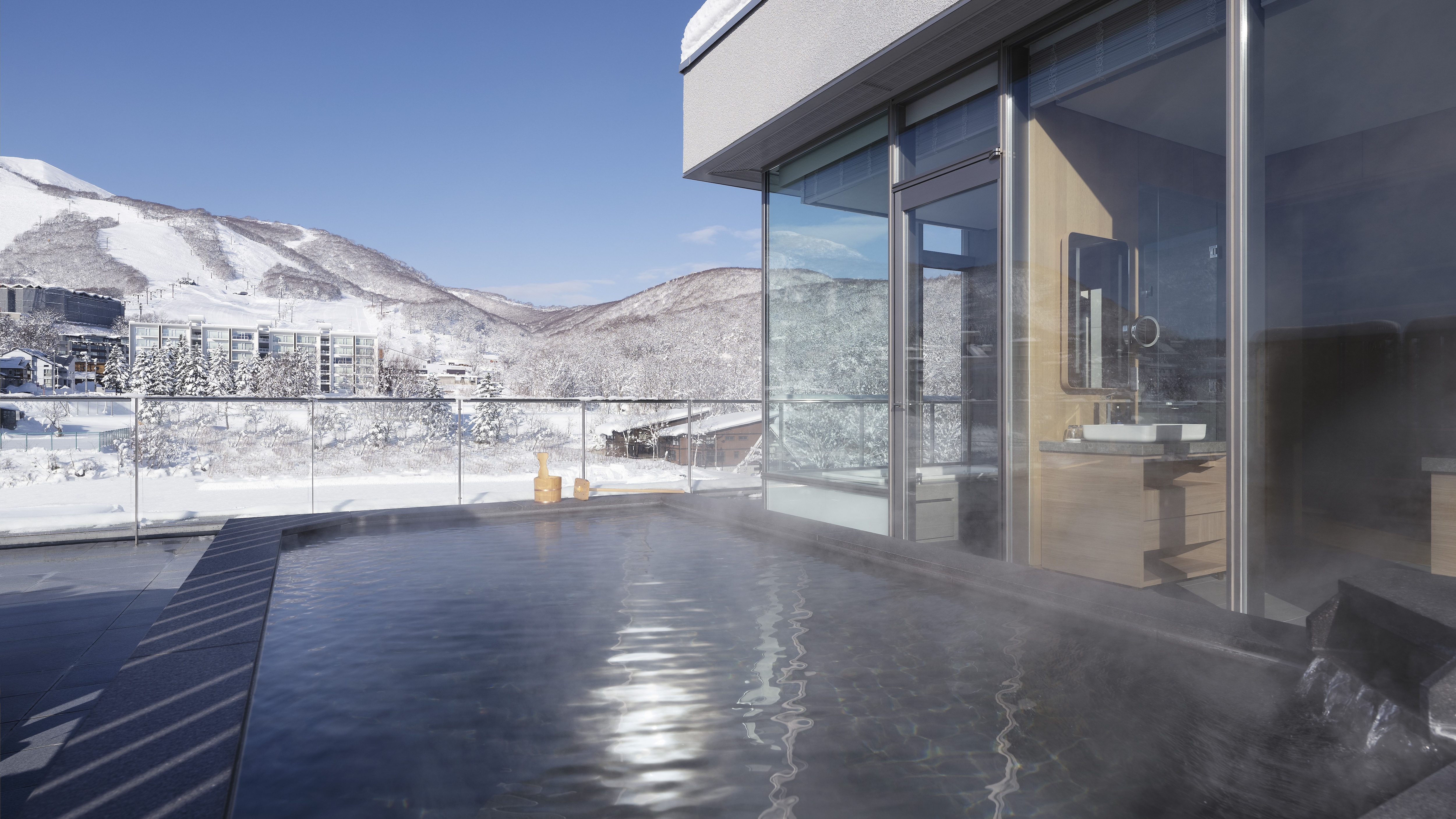 4 Bedroom Penthouse - Moon Suite