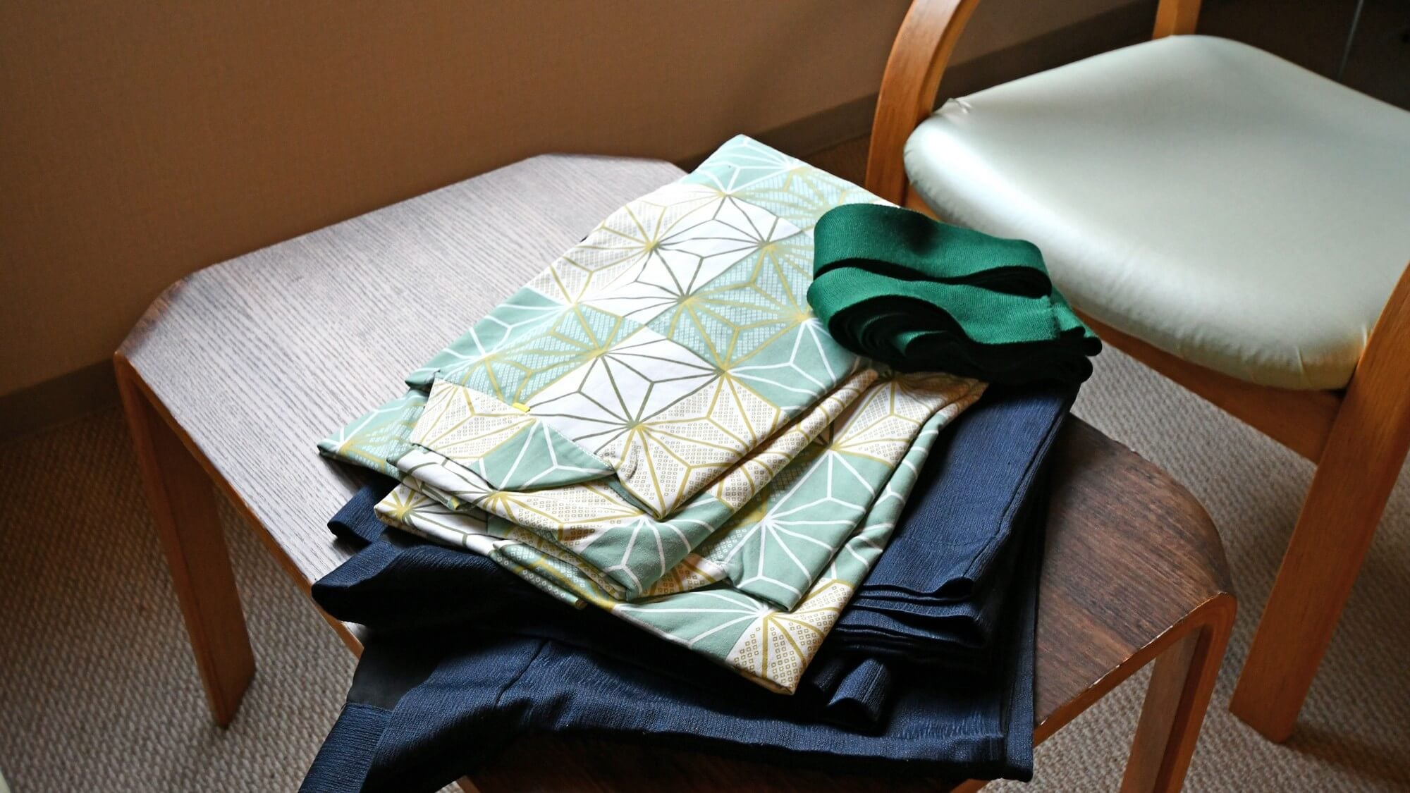 [Guest room image] Change into a yukata and relax.