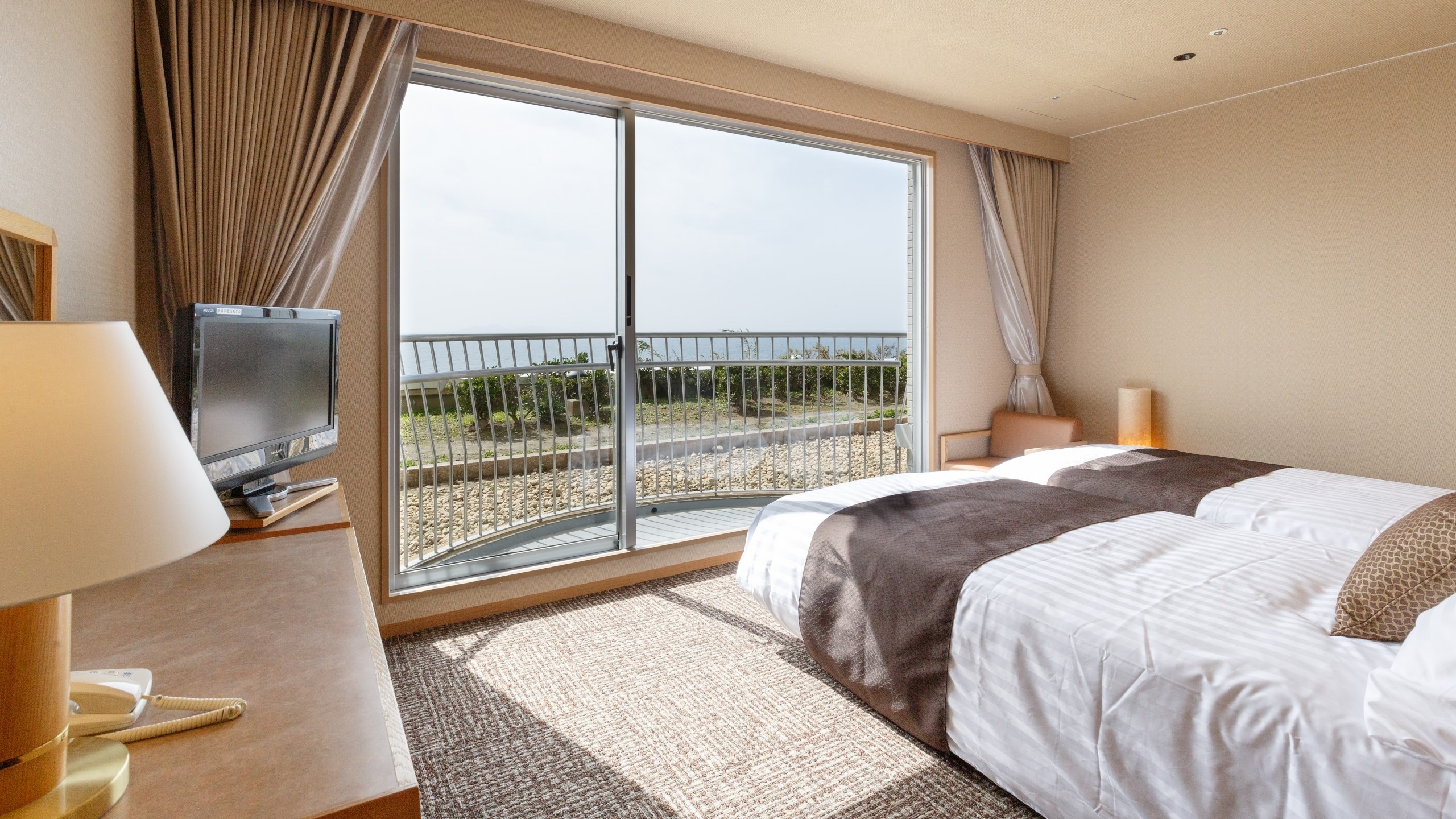 [Sunset side] Western-style twin room