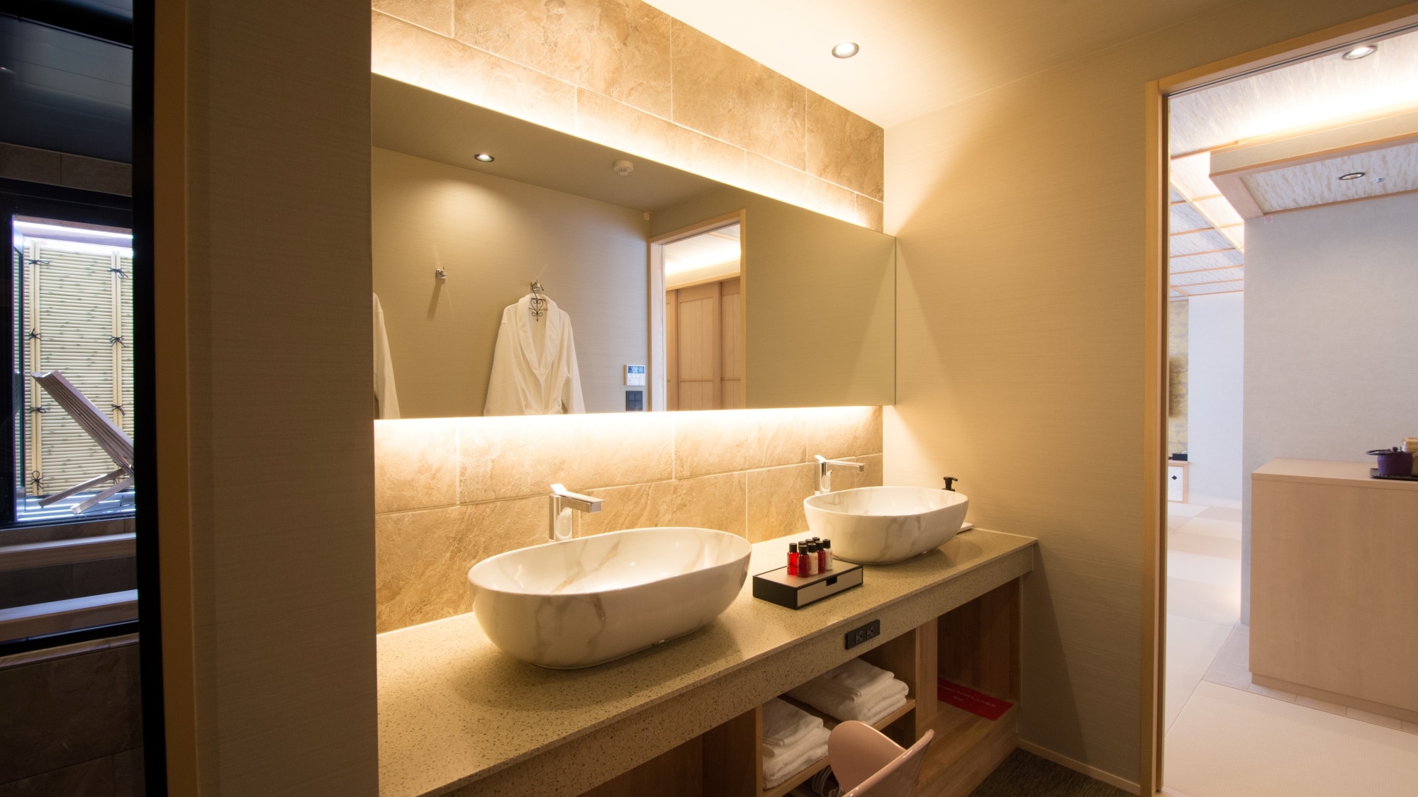 Kamar bebas rokok ZEN the SUITE suite room