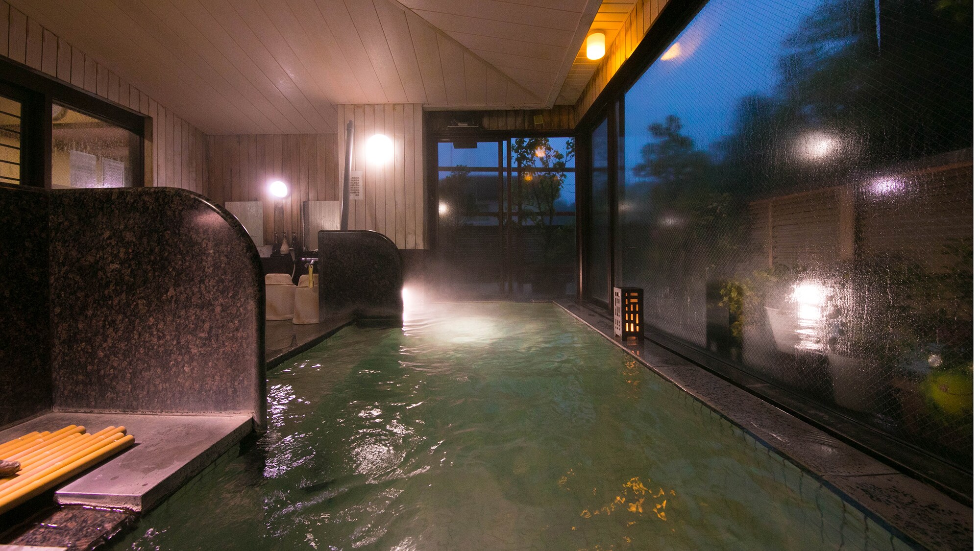 [Large bath "Kasen"]