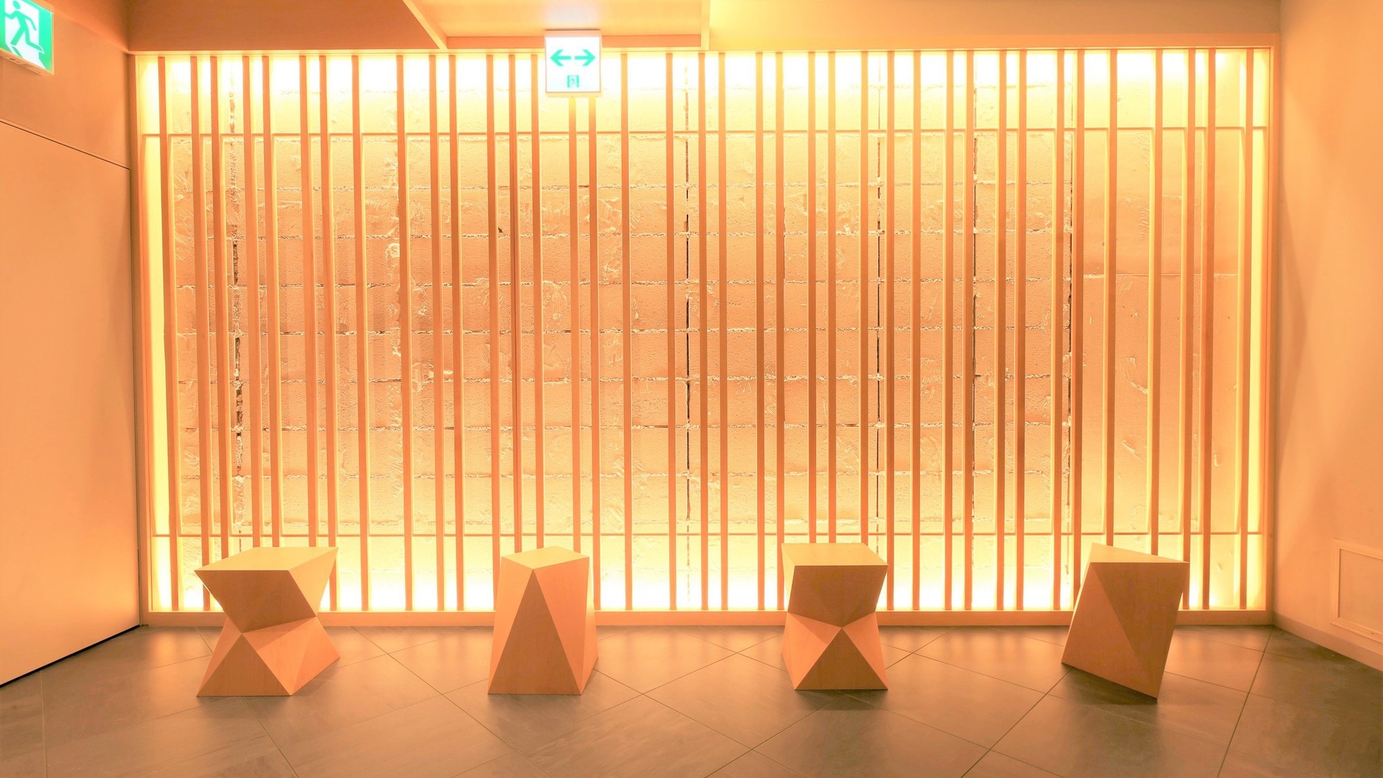 ร้านอาหาร "โอริโอริ"/ทางเข้า