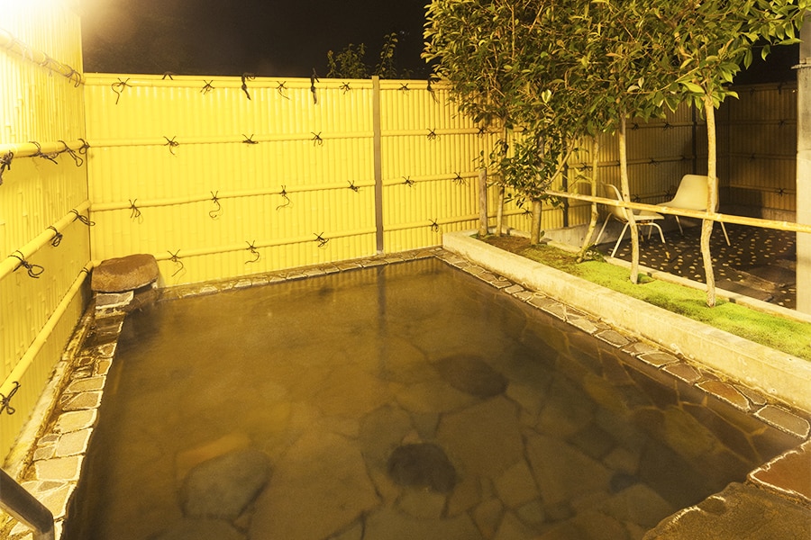 Otowa no Yu (open-air bath)