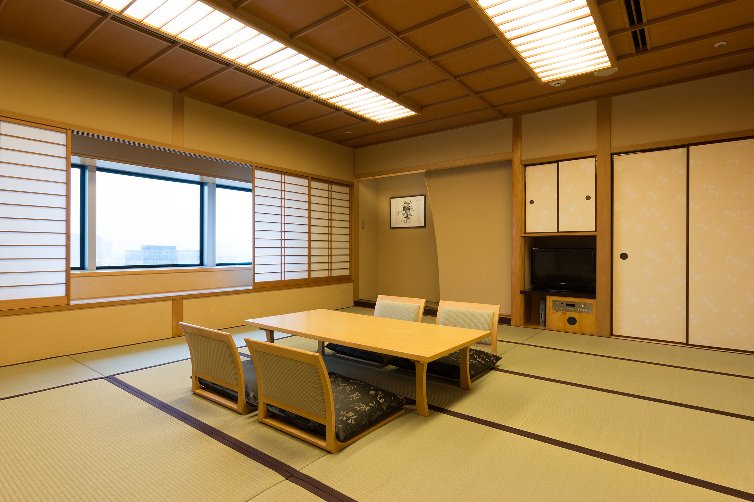 Japanese-style room on the top floor