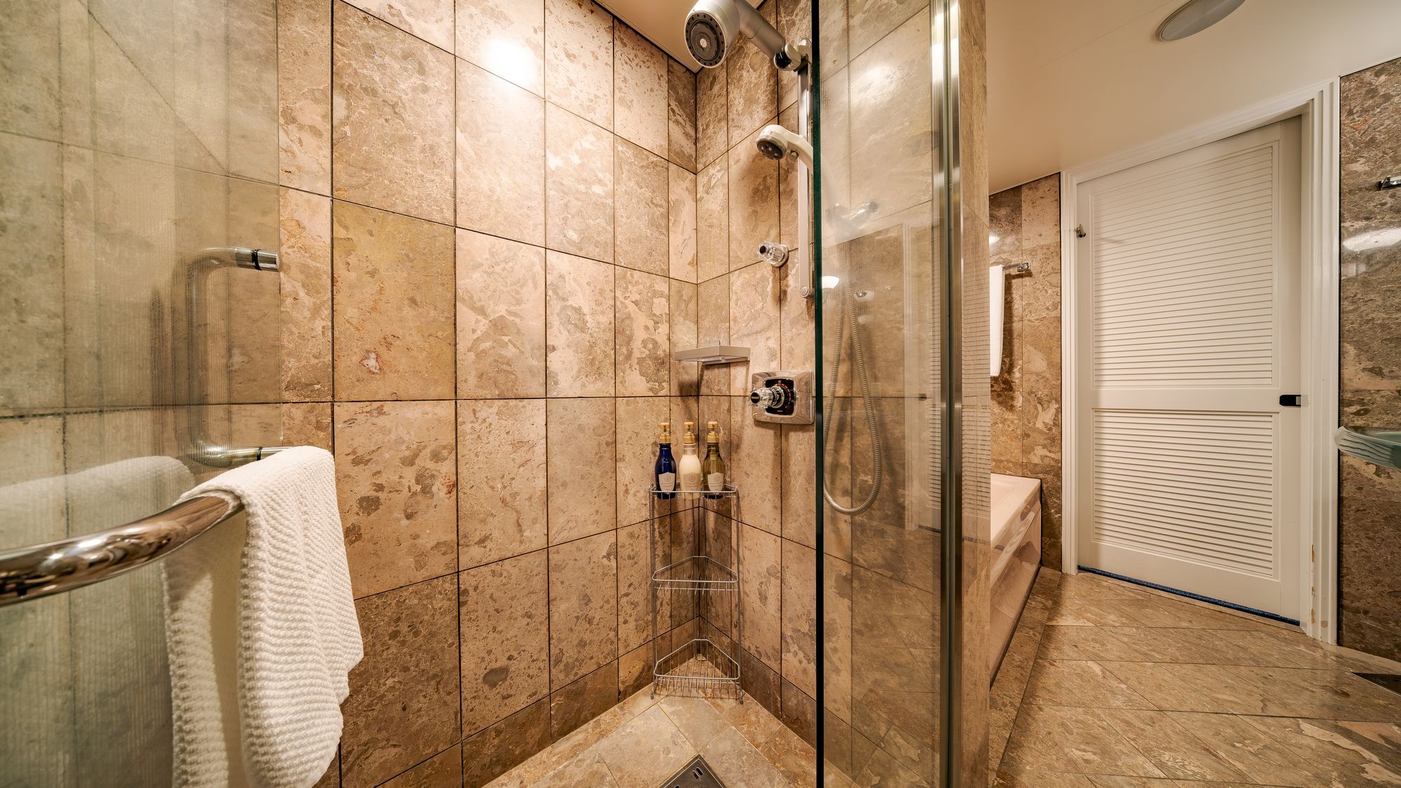 Bathroom (Western-style)