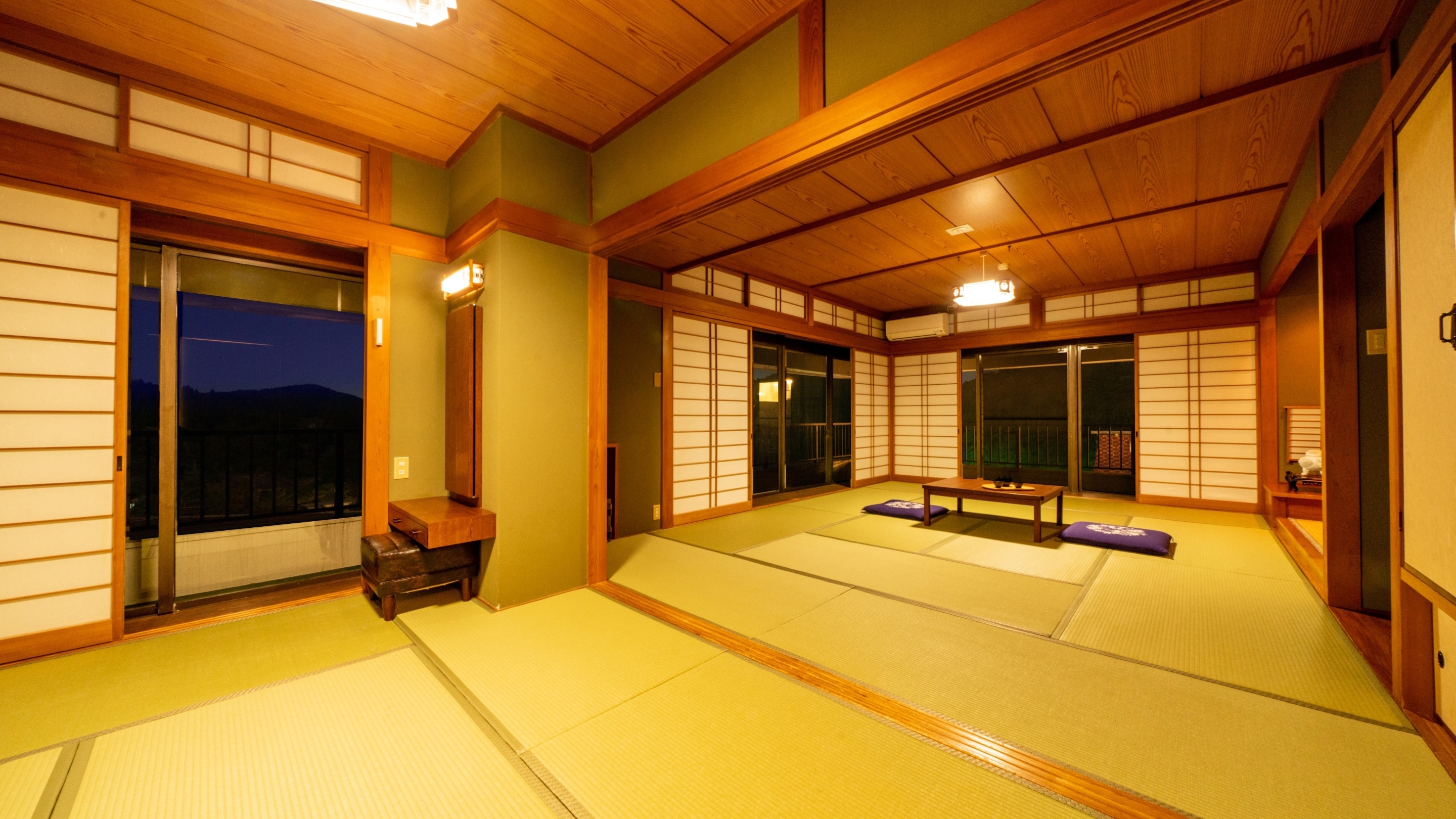 Kamar twin gaya Jepang-Barat Junior Suite (3 kamar) *Contoh kamar tamu