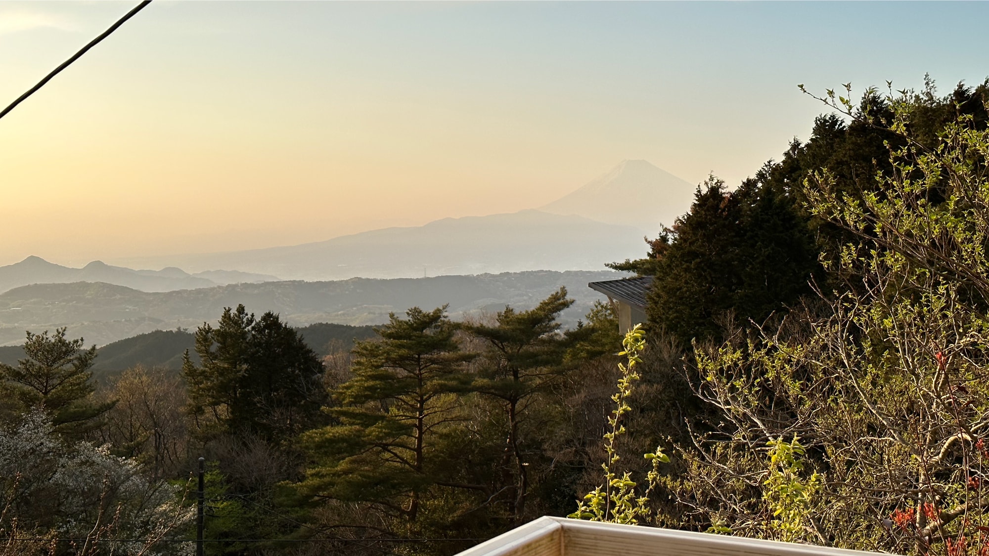 [Izu Skyline 196-1] วิลล่าให้เช่าพร้อมวิวภูเขาไฟฟูจิ