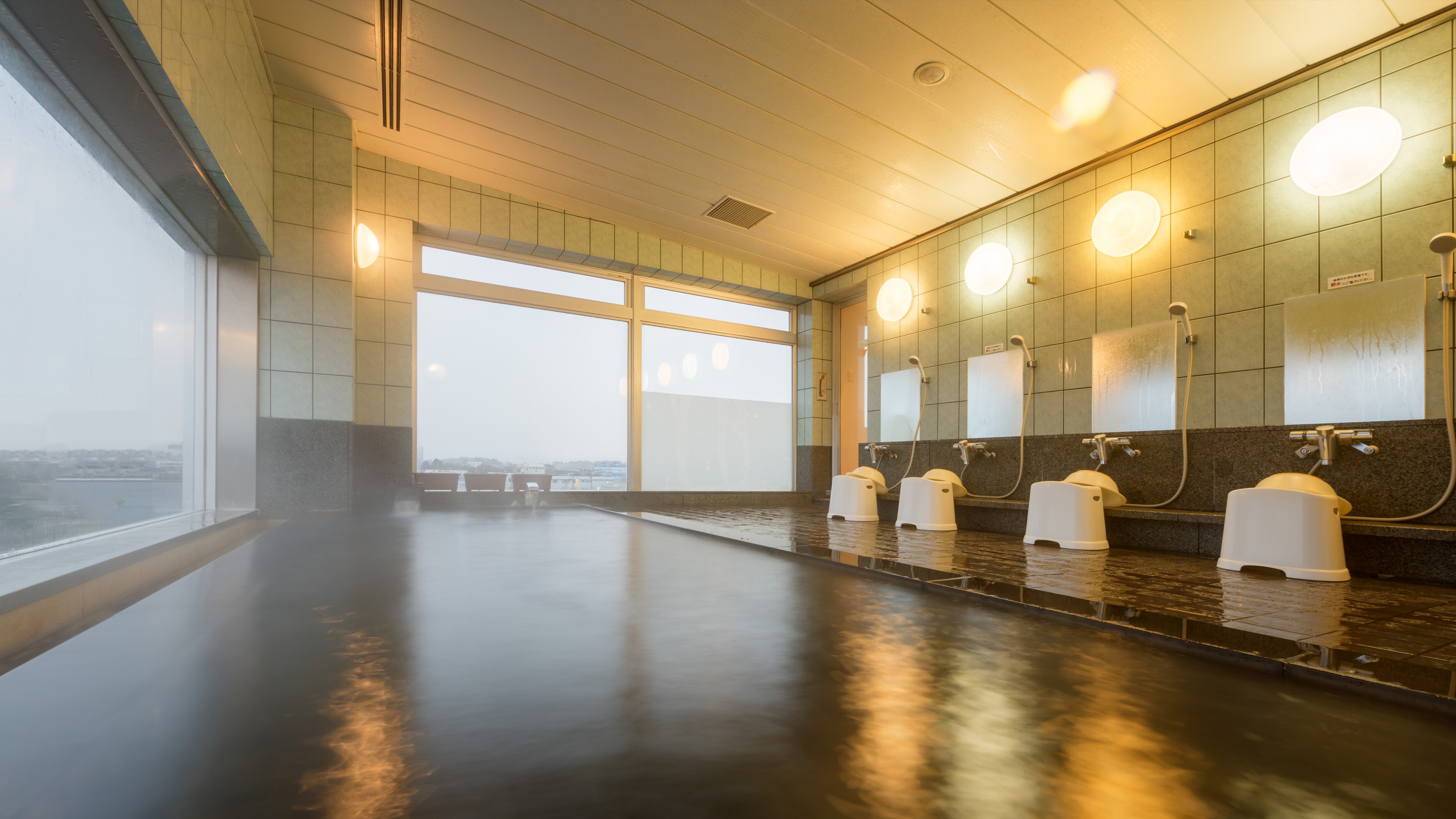 Large communal bath Natural hot spring