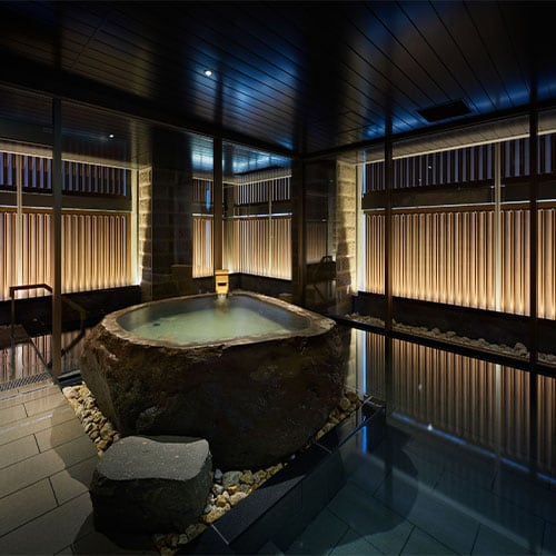 Large communal bath at the source of Karurusu Onsen
