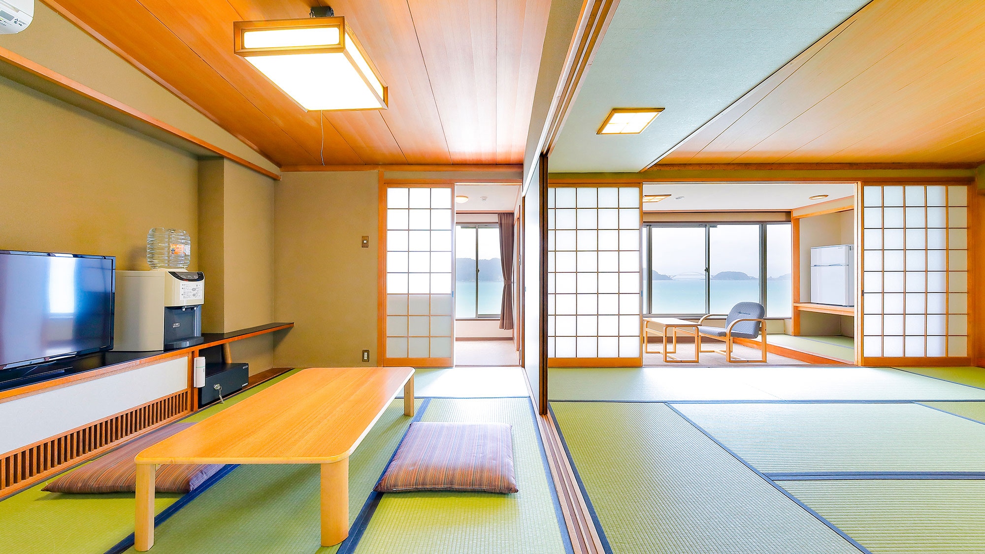  Japanese-style room 12.5 tatami + Japanese-style room 6 tatami / non-smoking