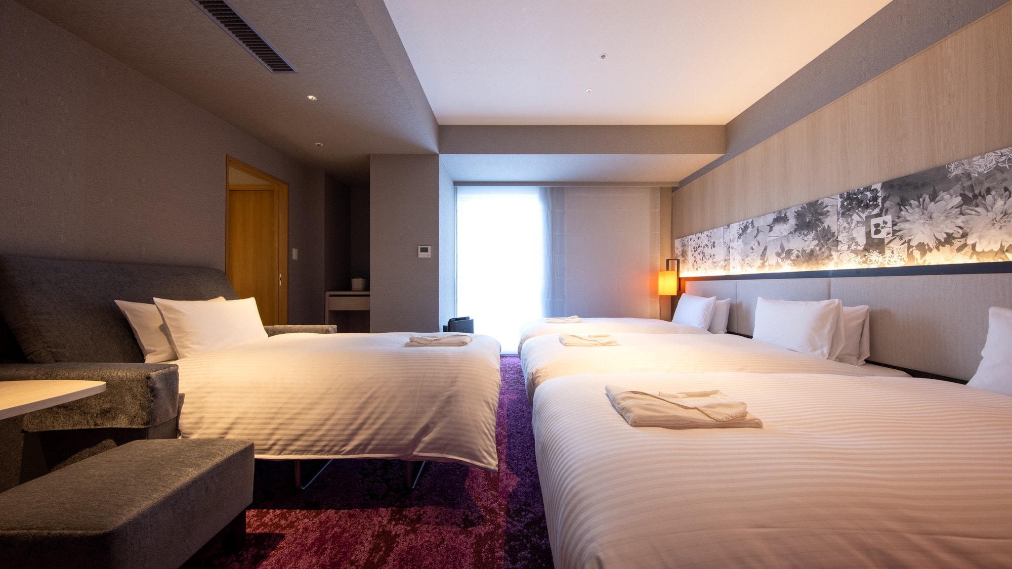 "Family room", a room that can accommodate up to 4 adults with the addition of a sofa bed * Limited to 1 room