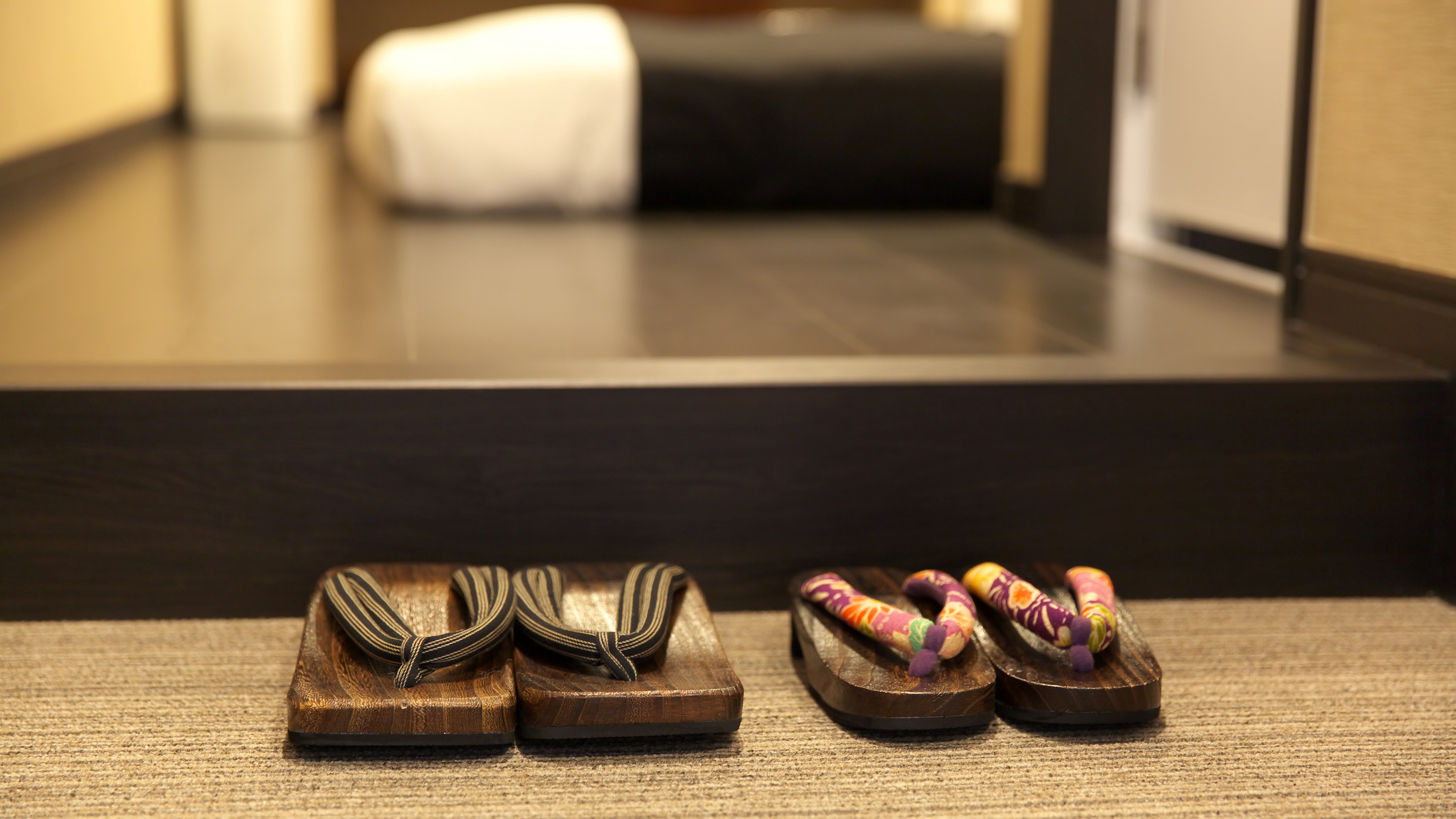 [JAPAN STYLE] Guest room where you take off your shoes