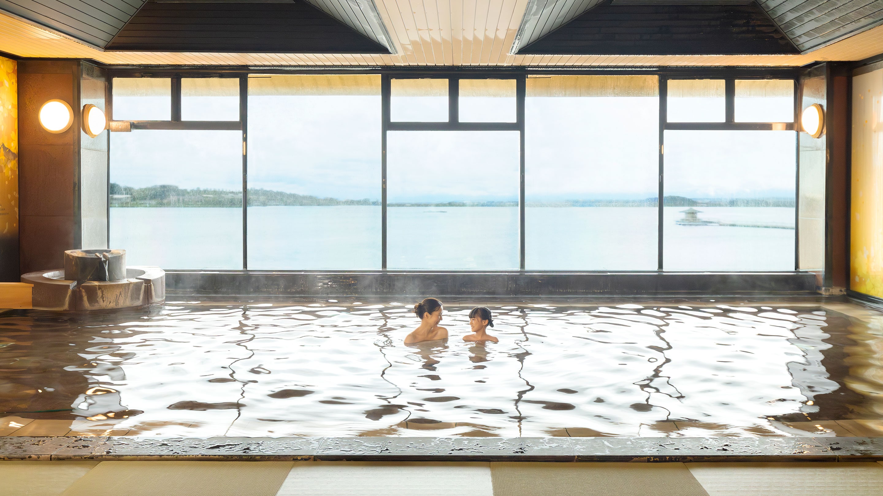 Large public bath (women's)