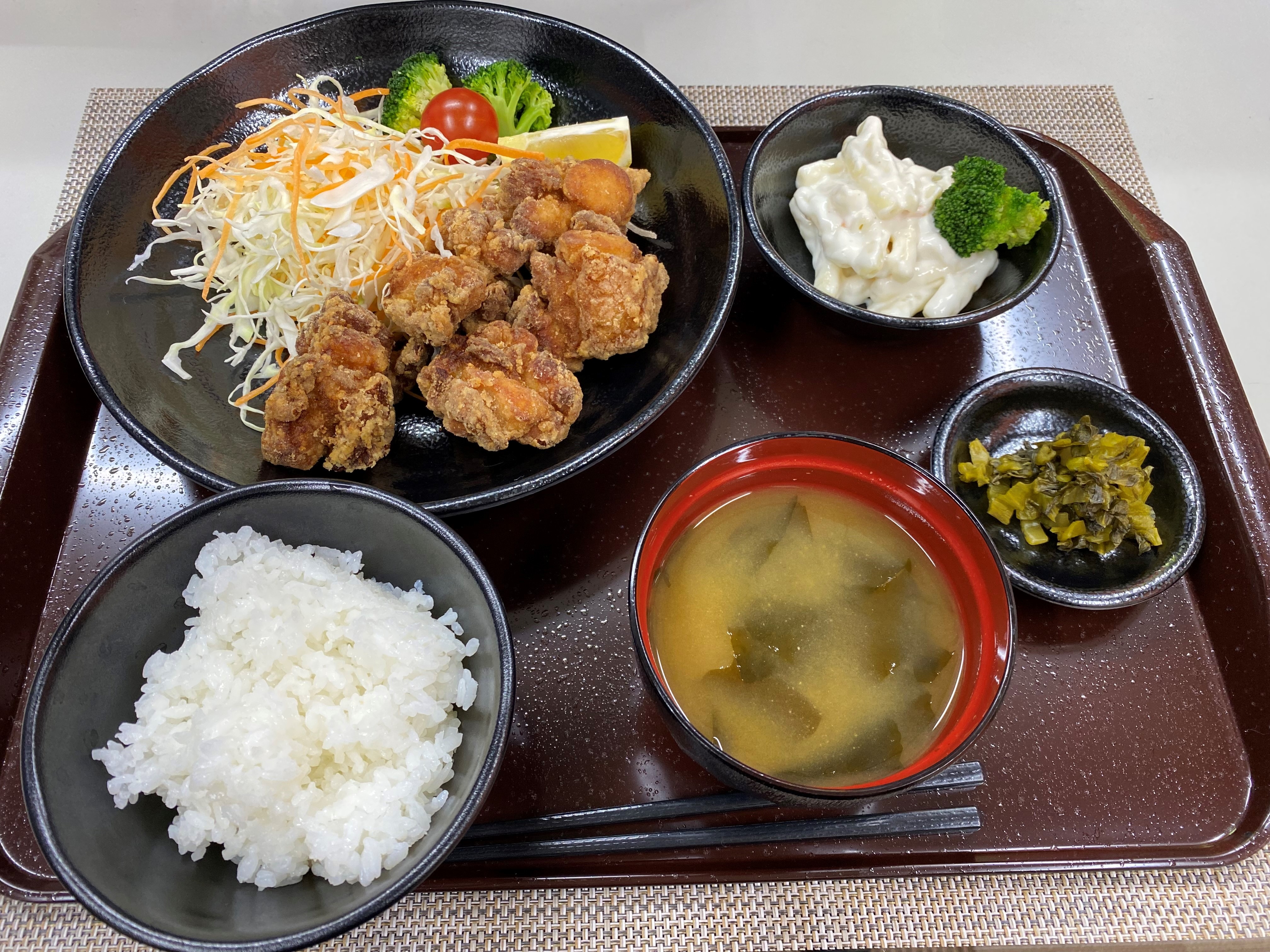 저녁식사(예)에서 올려 정식