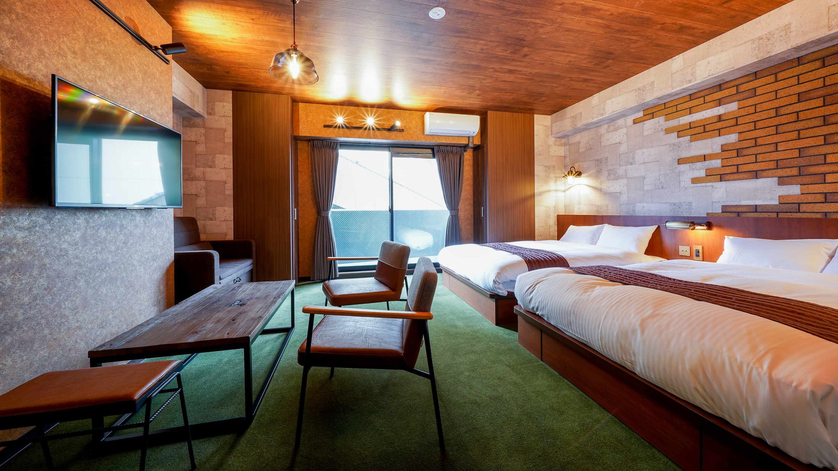 [2 double beds and 1 sofa bed]