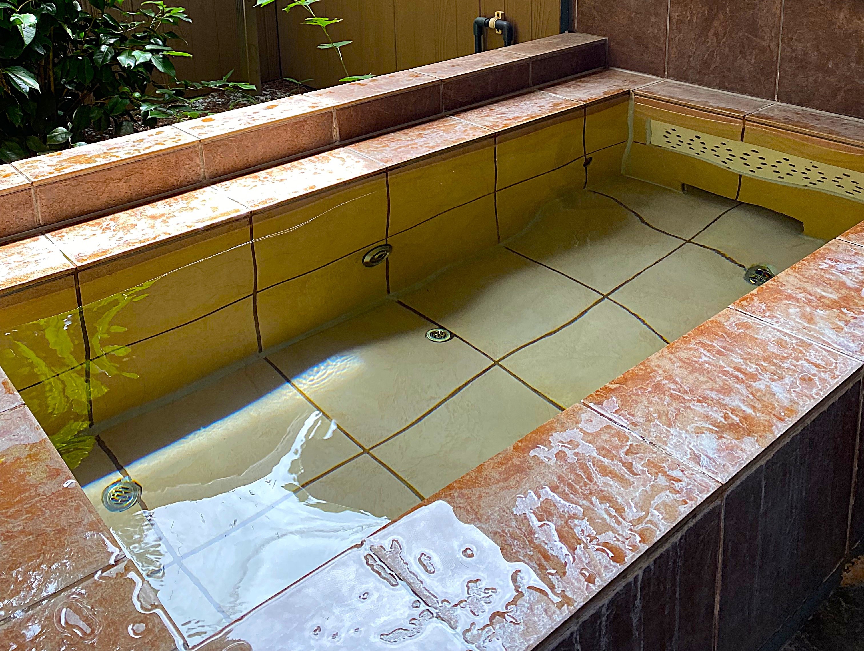 独立建筑内的私人浴室