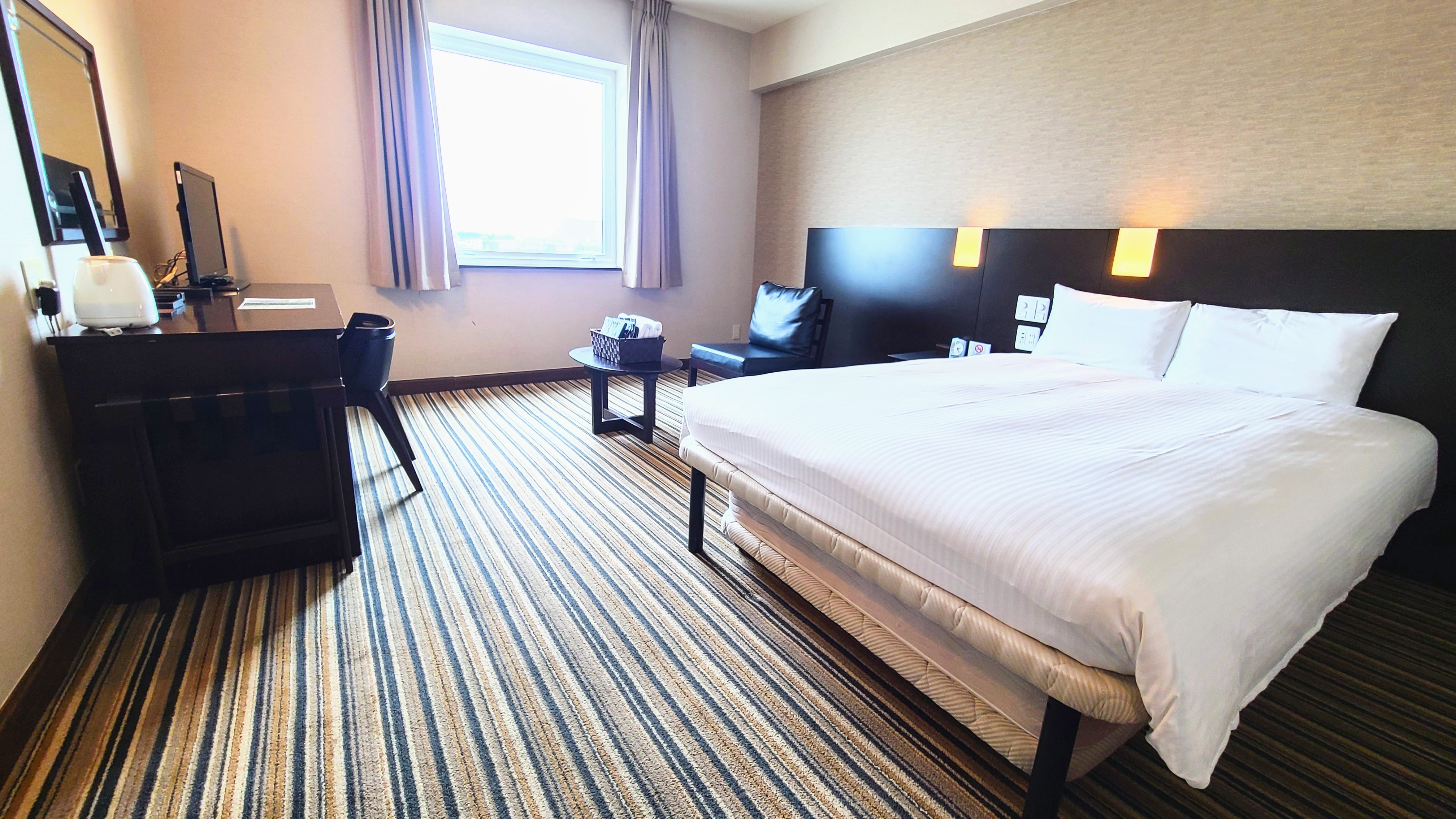140 cm wide double room
