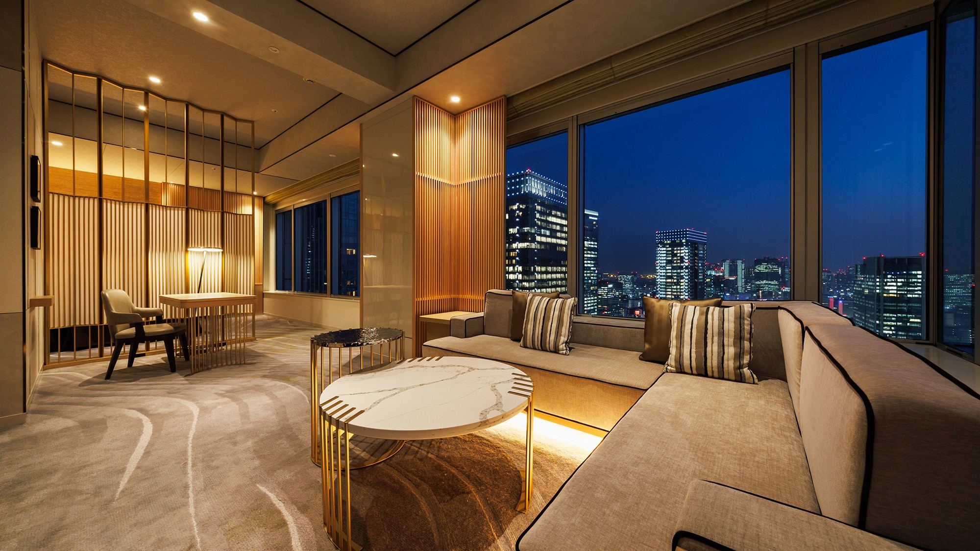 -UTSUROI- Corner Suite Twin 55 square meters