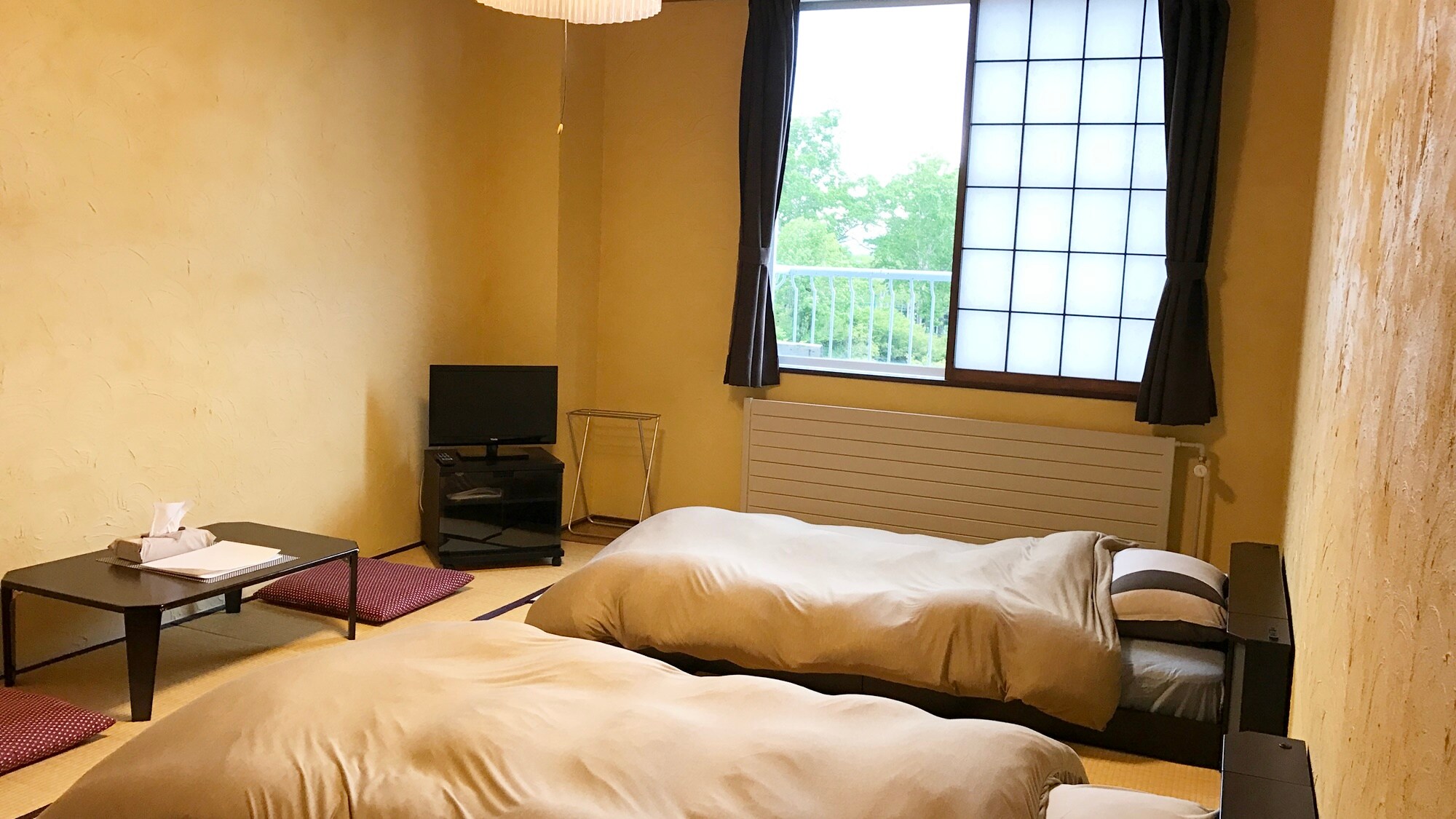 *[Room/Twin Bed Room] A Japanese-style room with a bed. Recommended for couples.