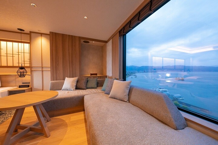 《湖側》湖悠KOYU 【特別フロア/12階】レイクビューバス付和洋室/禁煙