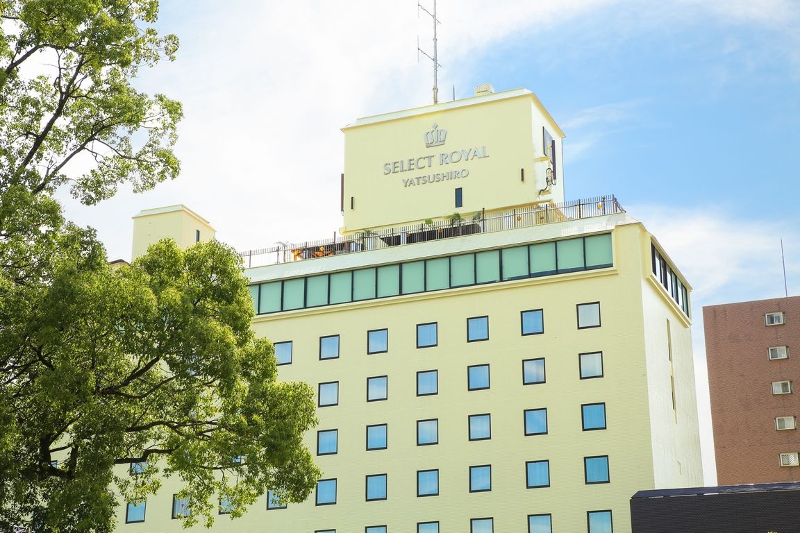 Hotel exterior (new) 02