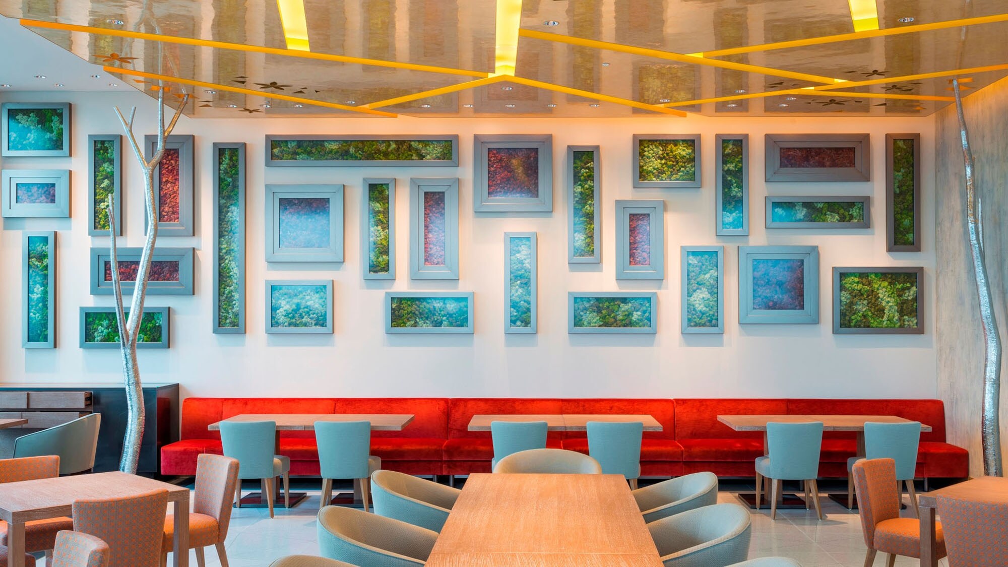 All-Day Dining "Oasis Garden"