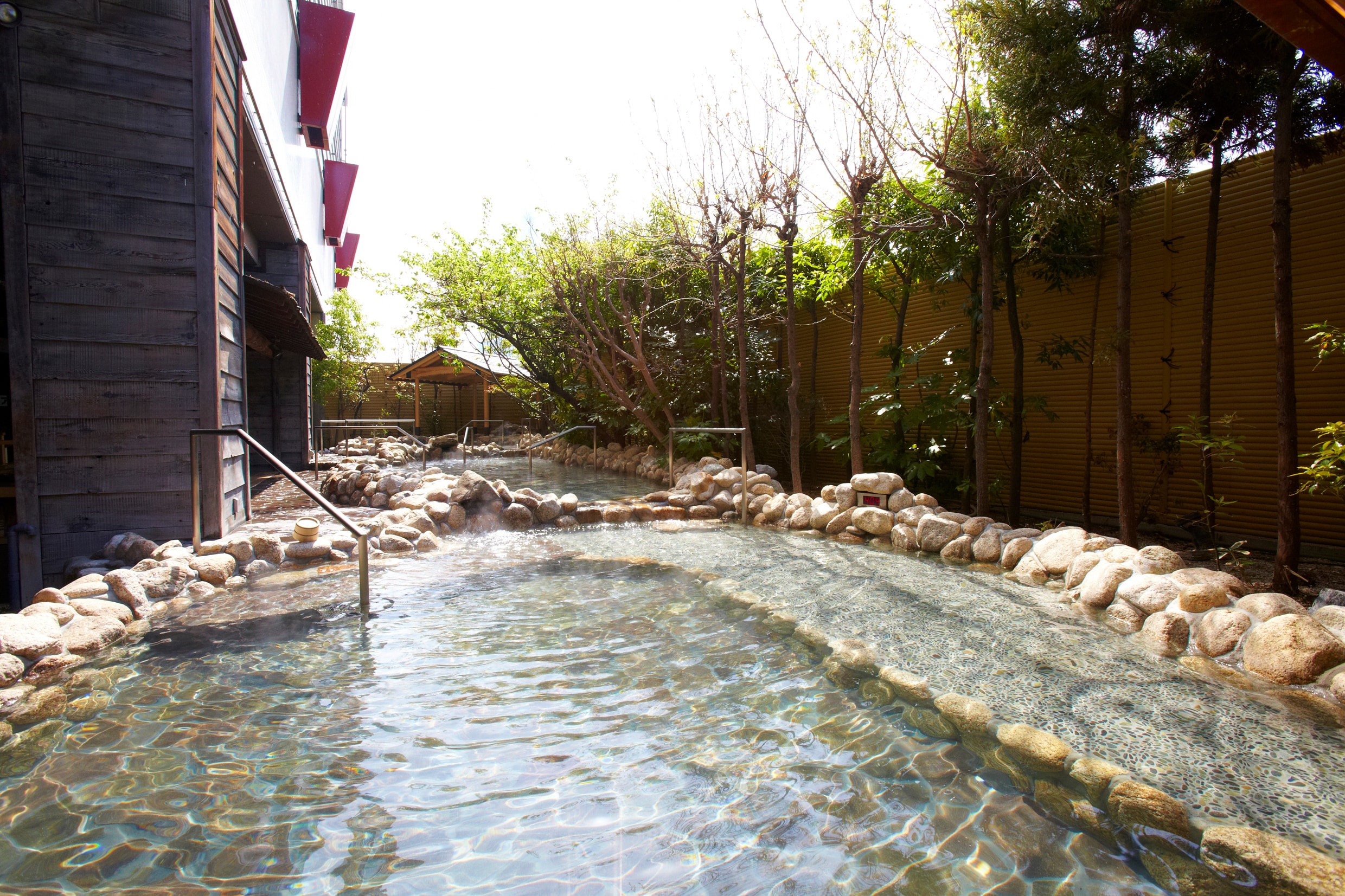 [World's Great Hot Springs Asia Zone] Japanese Mountain Stream Open-Air Baths