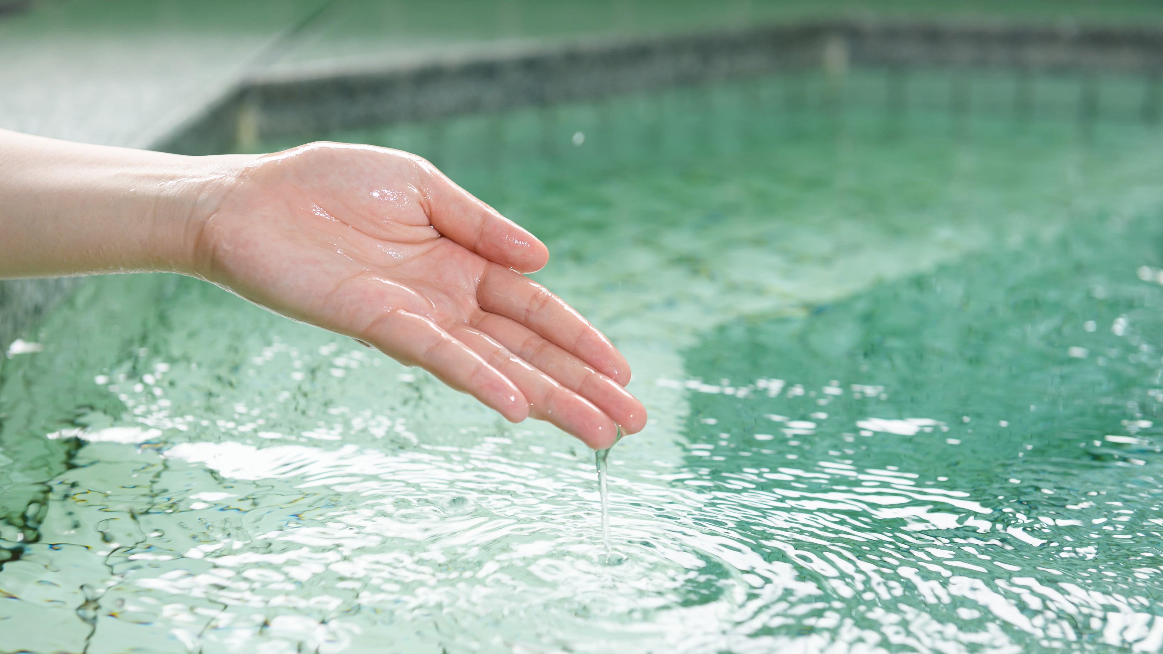 [Large public bath] Available in two sessions: ①6:00-11:00 and ②16:00-24:00