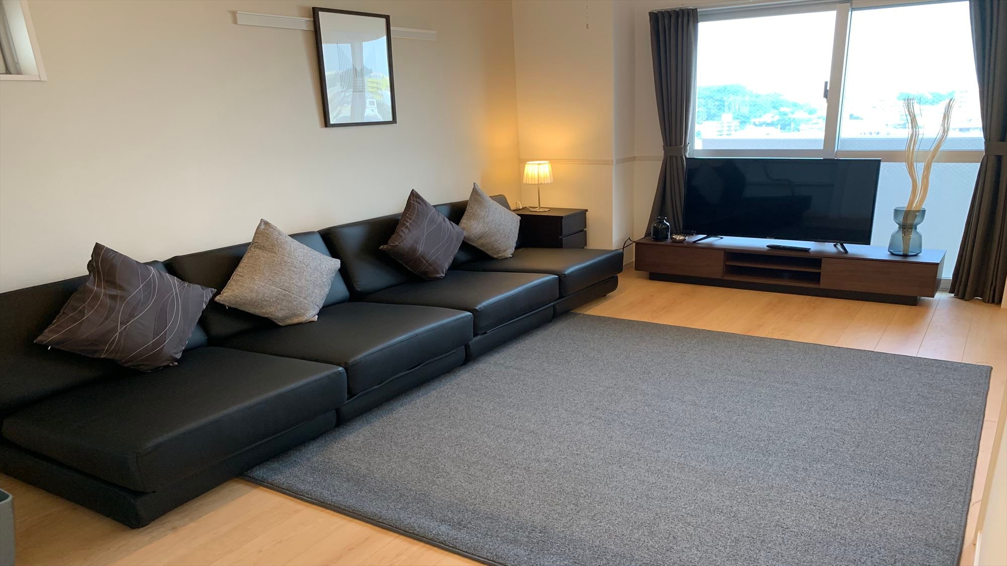 Room 701 Living space