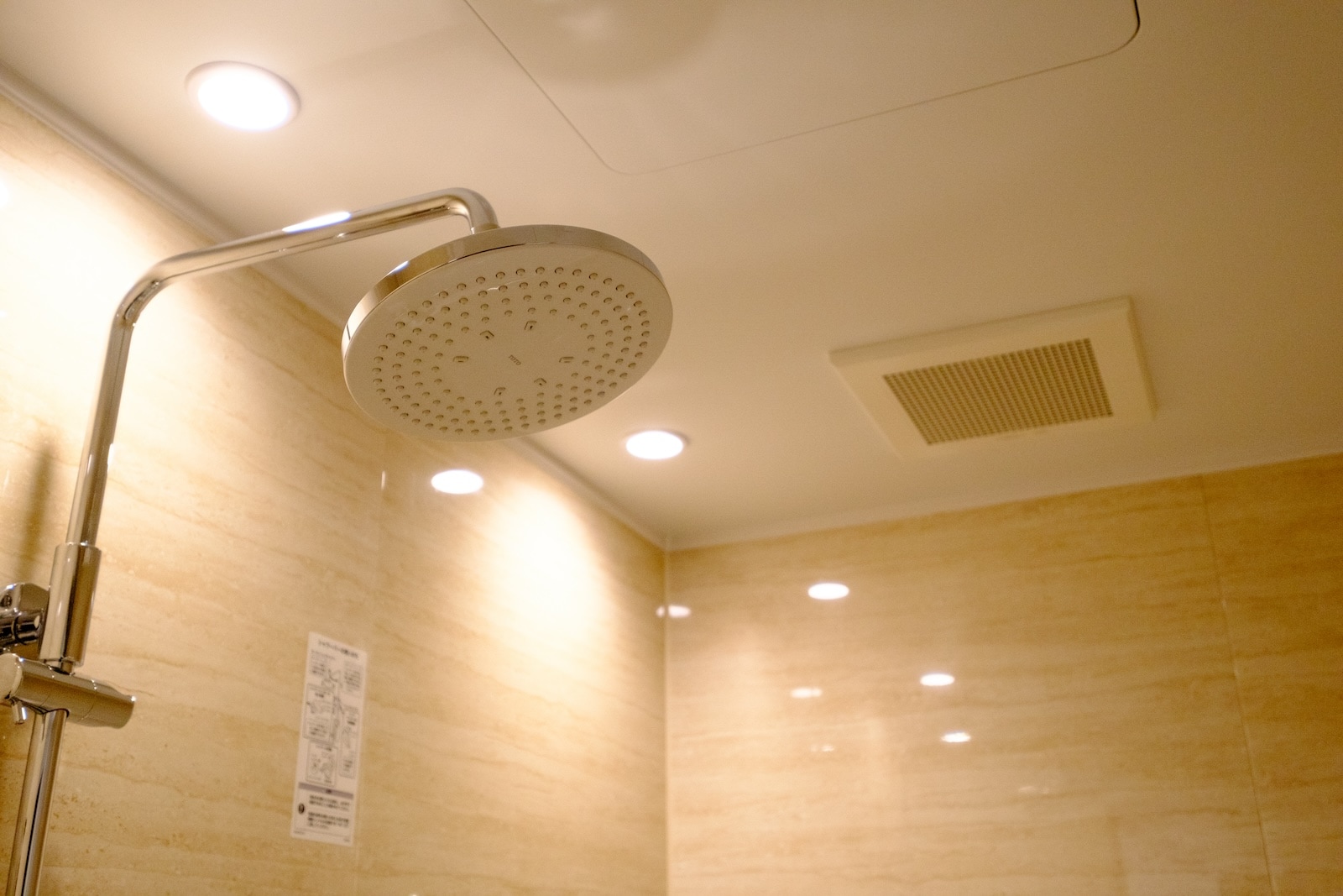 ★Superior floor only・Overhead shower