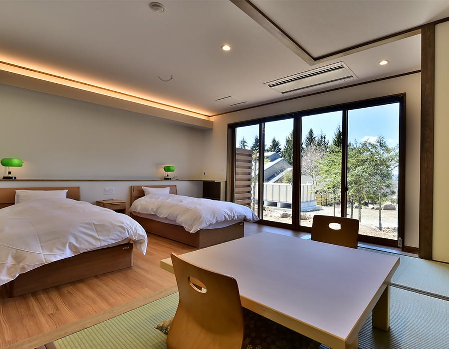 New building: Japanese-Western style room