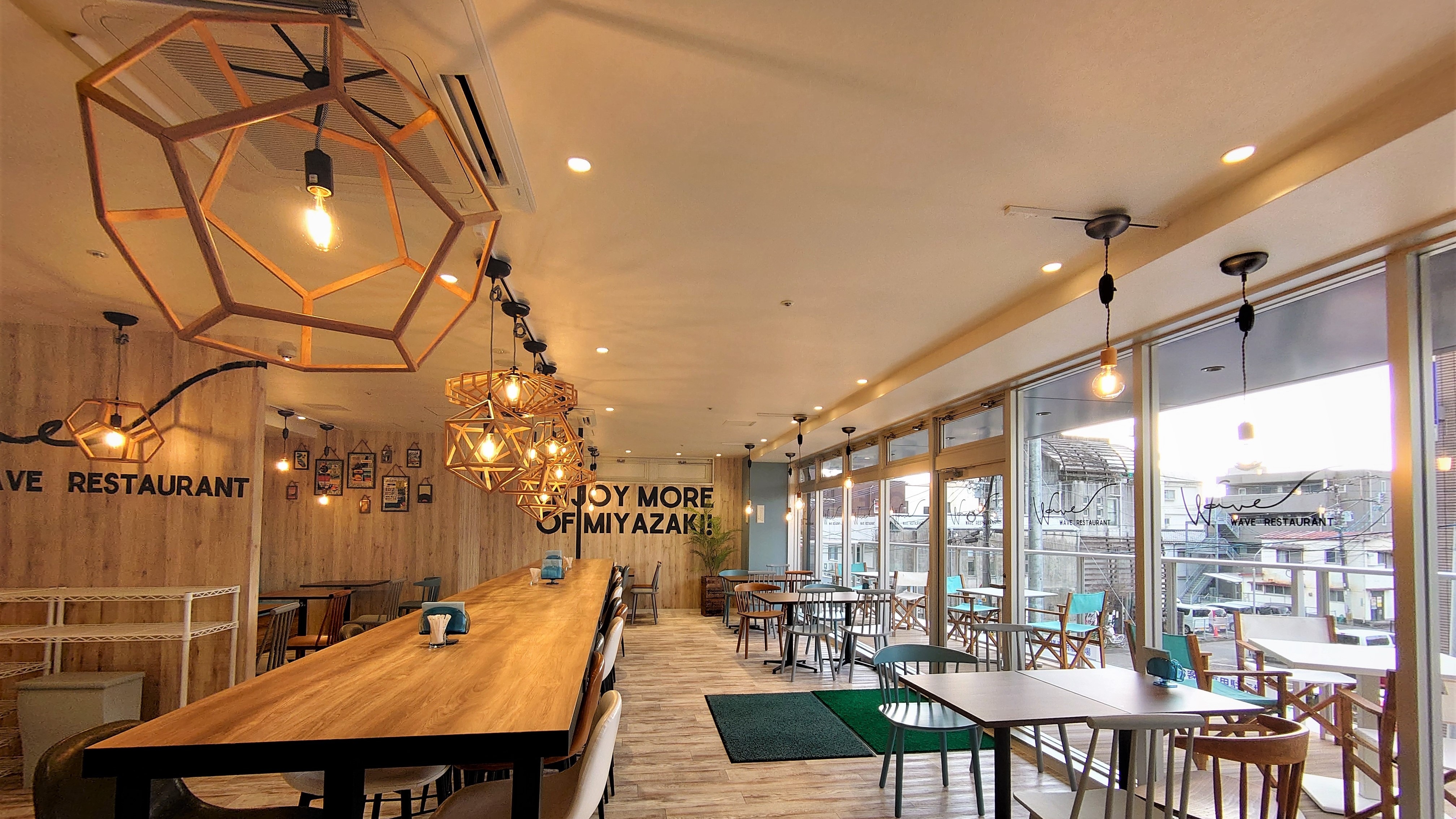 [自助早餐] 2F “WAVE” 6:30a.m.-10:00a.m. (Lo 9:30a.m.)