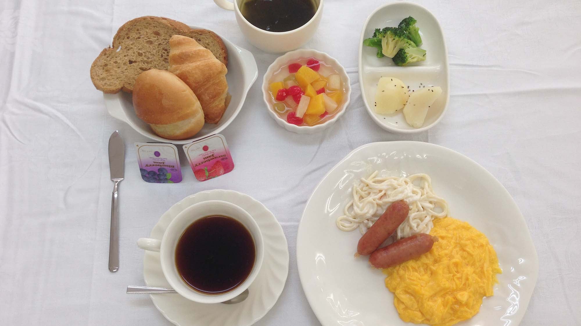 ・ Breakfast is currently served in a served style rather than a buffet.