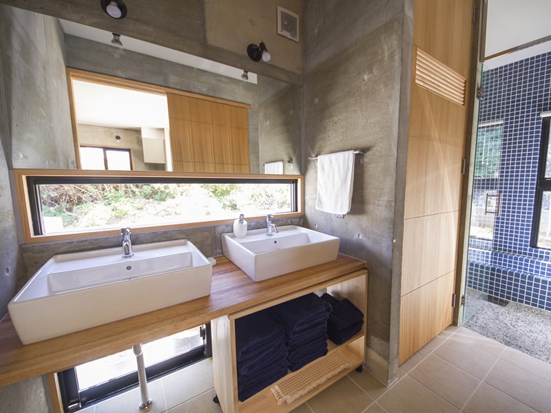 Kafuwa Nanjyo powder room