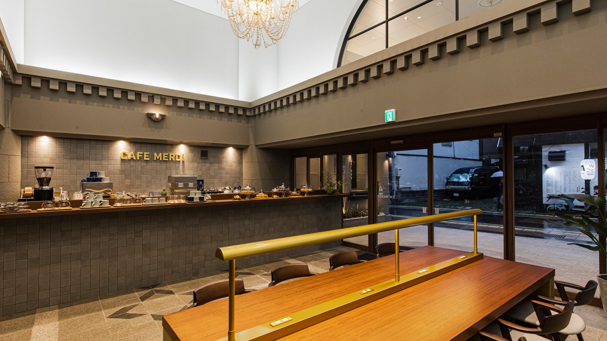 [Cafe "MERCI"] Business hours: 11:00-19:00