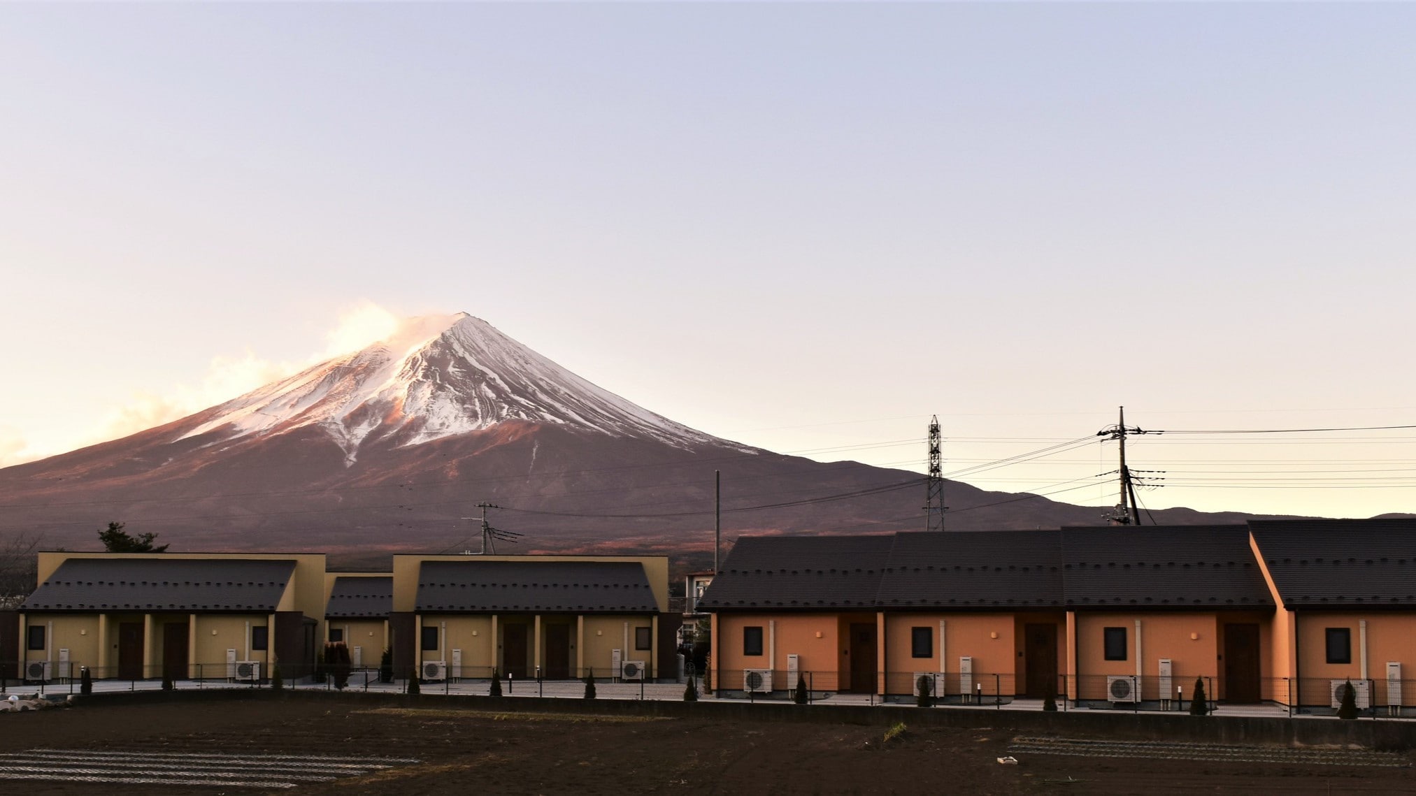 Exterior view and Mt. Fuji (dawn)