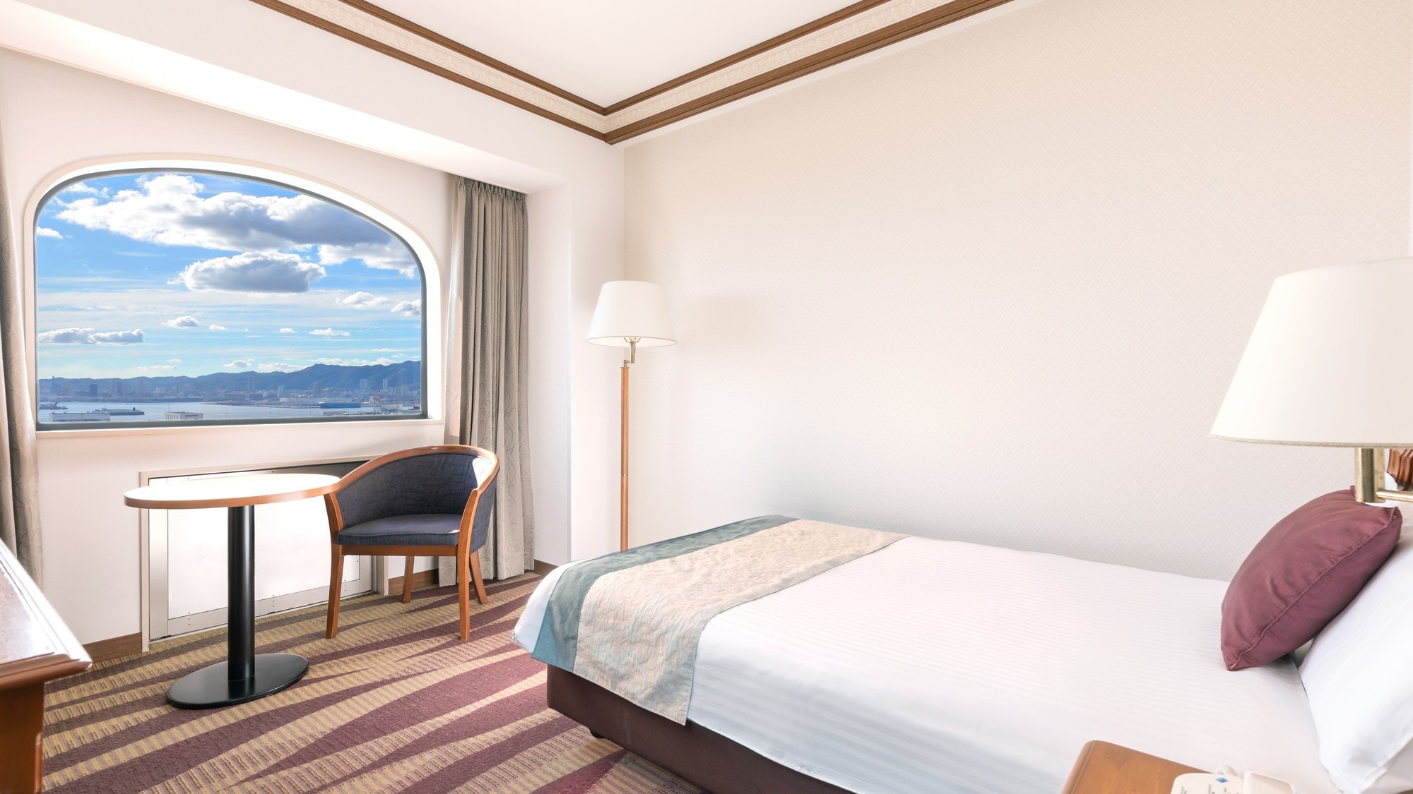 ■ Semi-double room